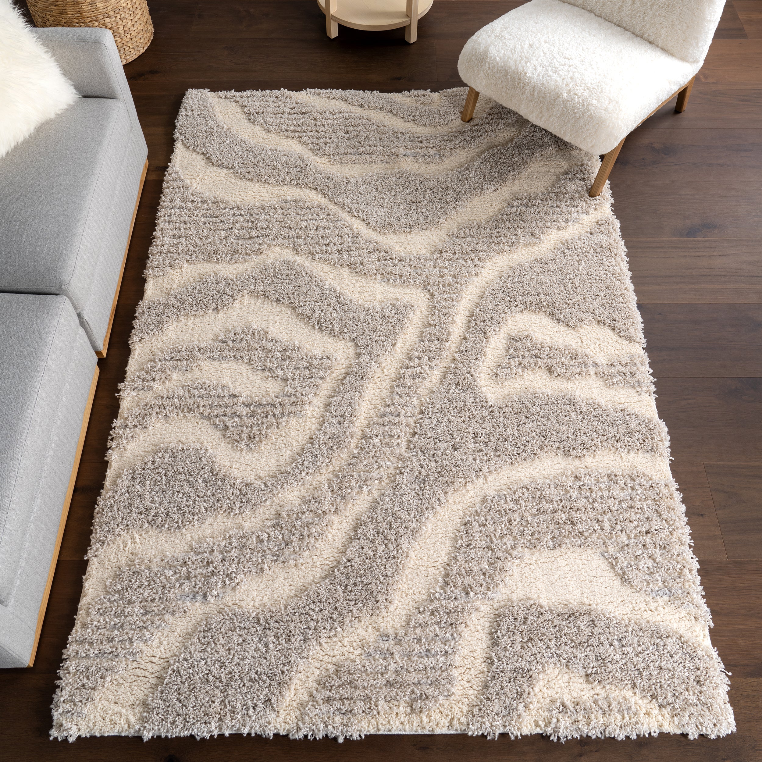 Daisy Glam Area Rug - Image 2