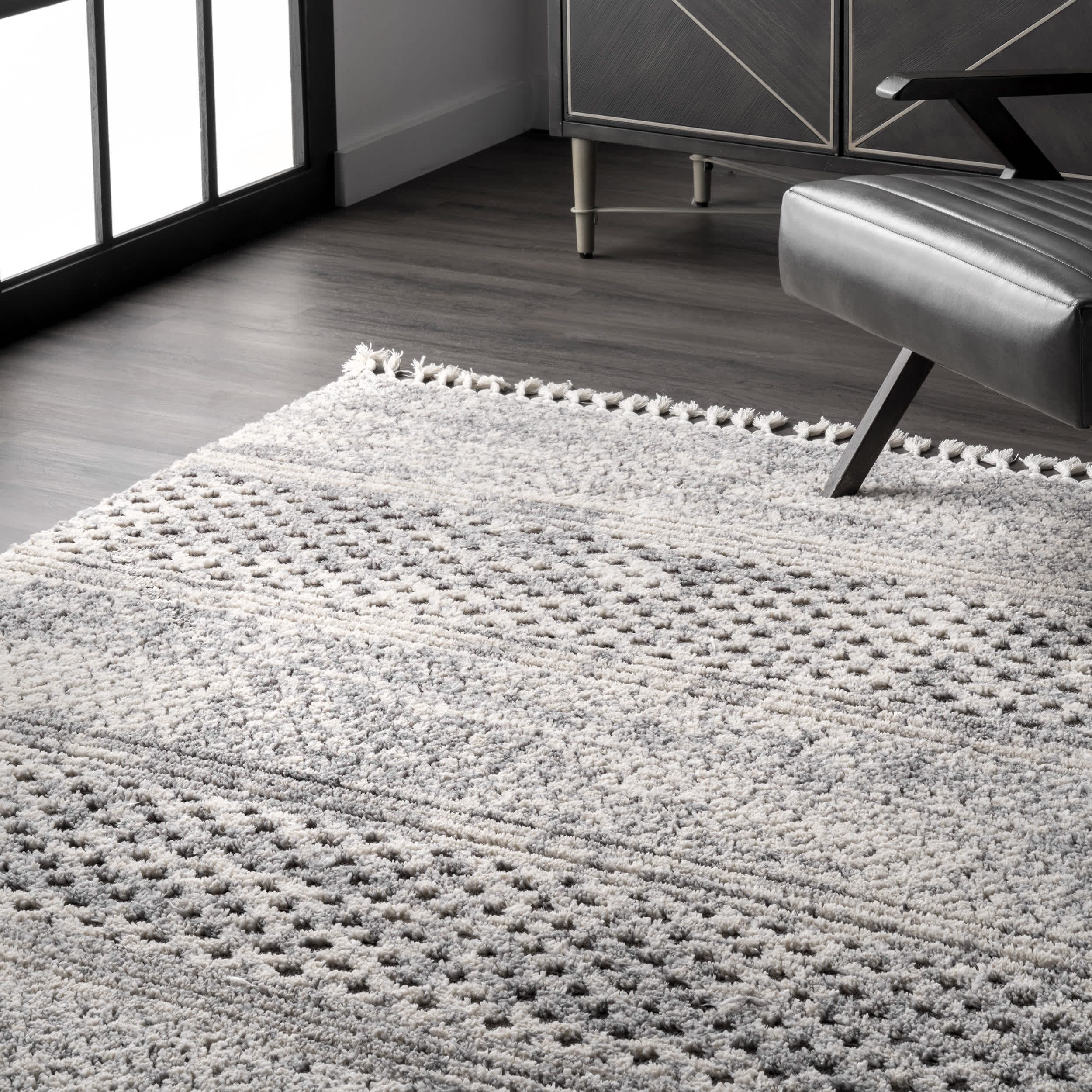 Lira Textured Geometric Tassel Area Rug - Image 9