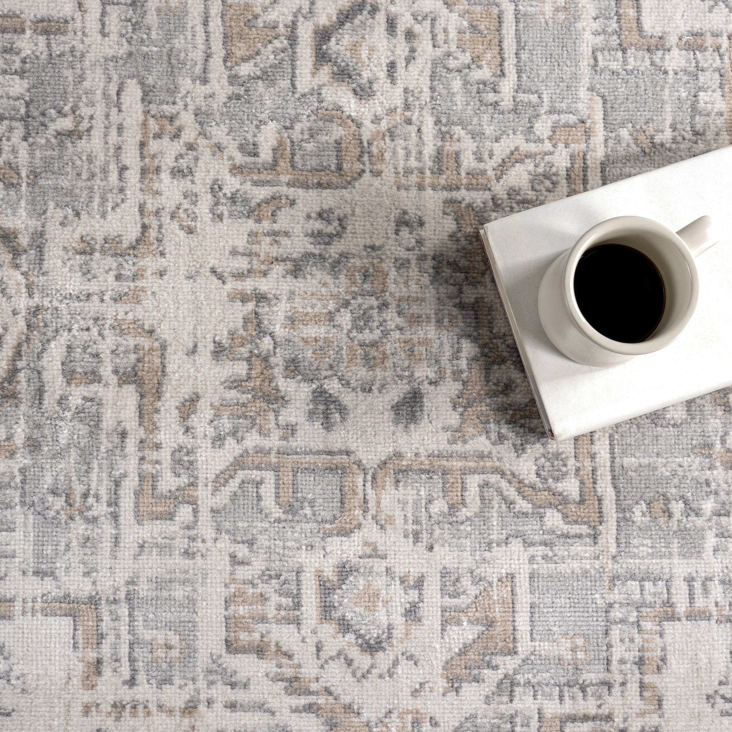 Lilibet Traditional Medallion Area Rug - Image 7