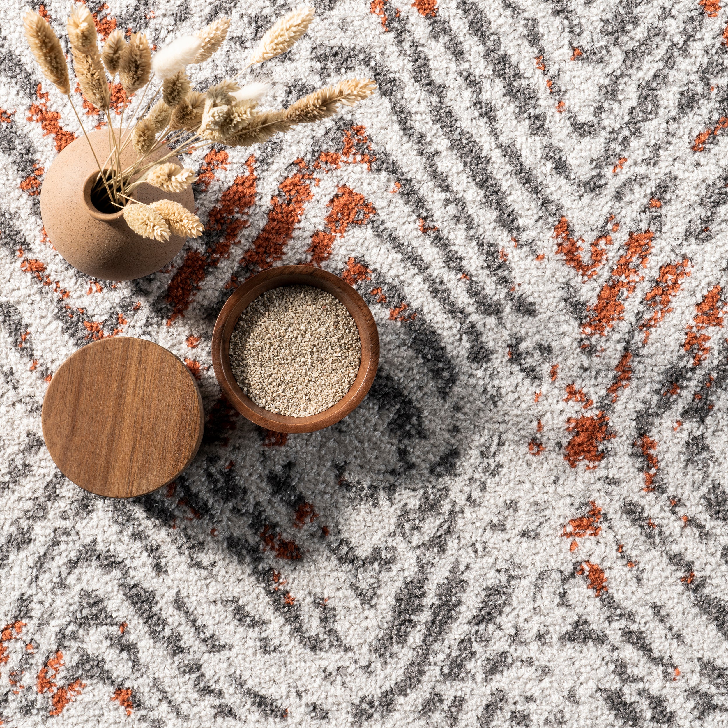 Cathrine Geometric Distressed Area Rug - Image 6