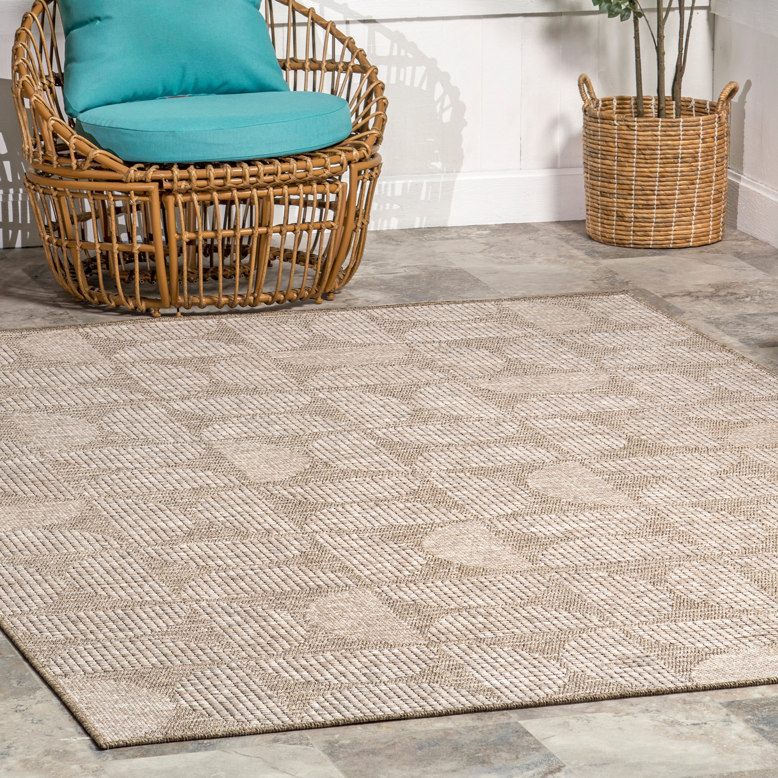 Lakelyn Modern Geometric Indoor/Outdoor Area Rug - Image 9