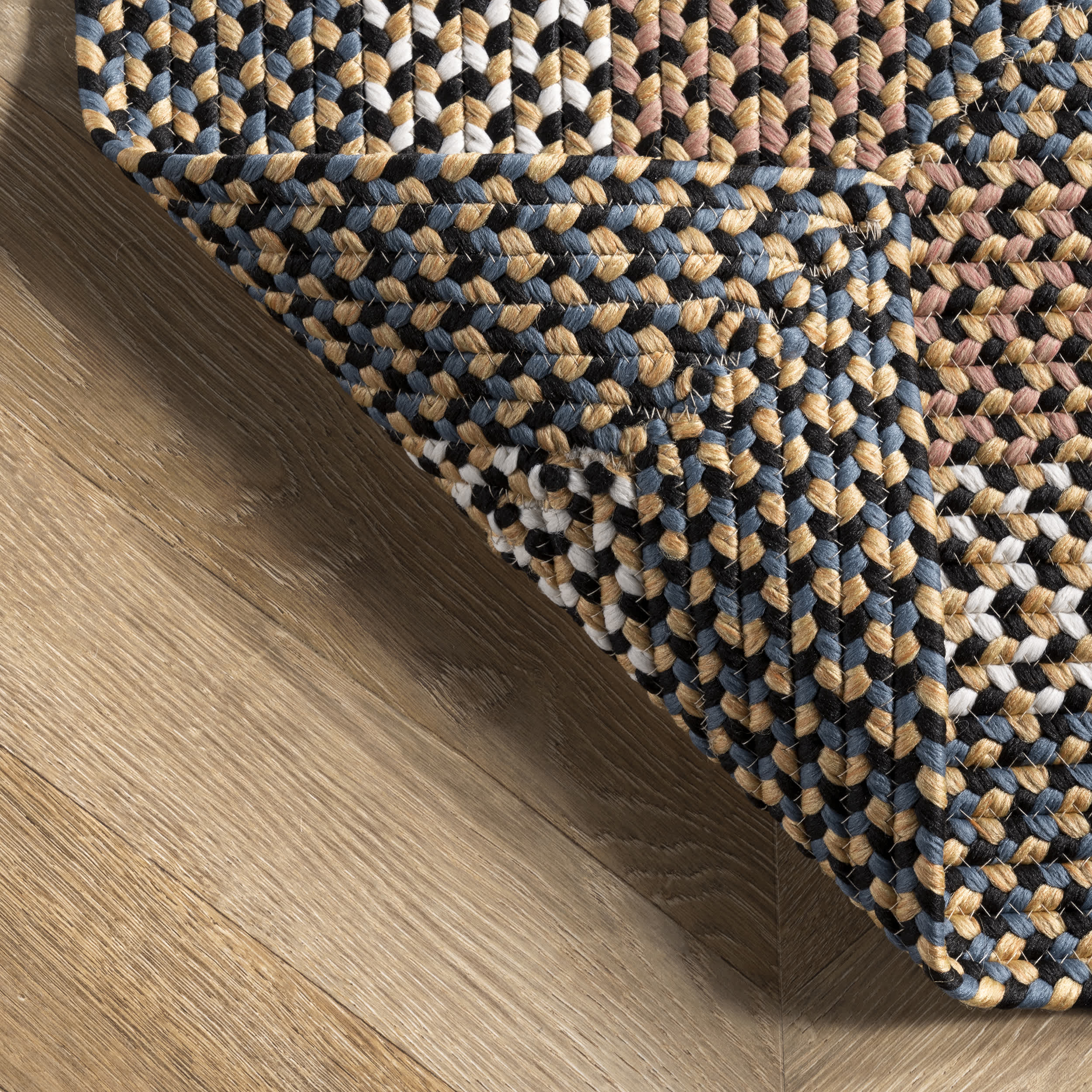 Gwyneth Braided Borders Indoor/Outdoor Area Rug - Image 7