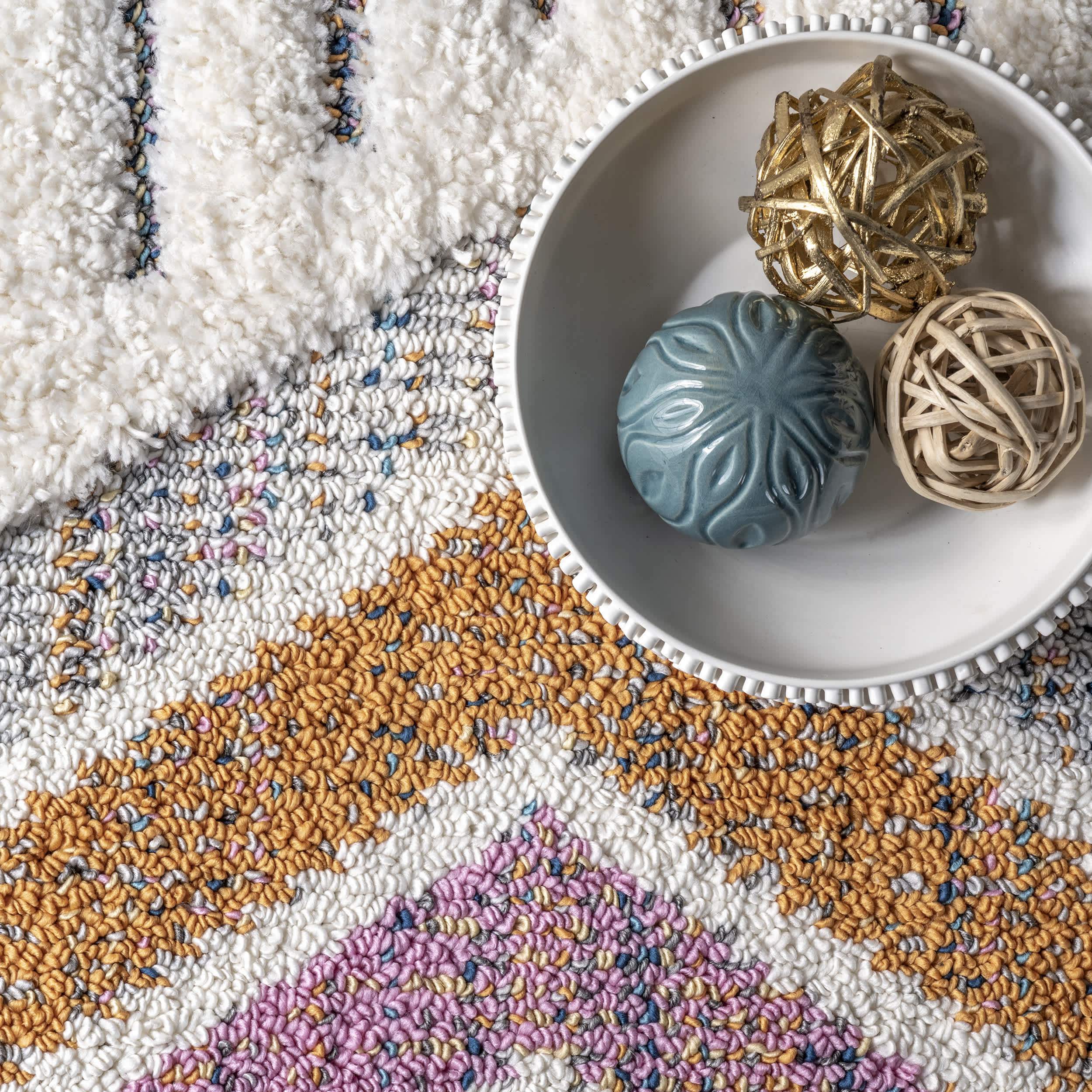 Angela High-Low Modern Diamond Tassel Area Rug - Image 6