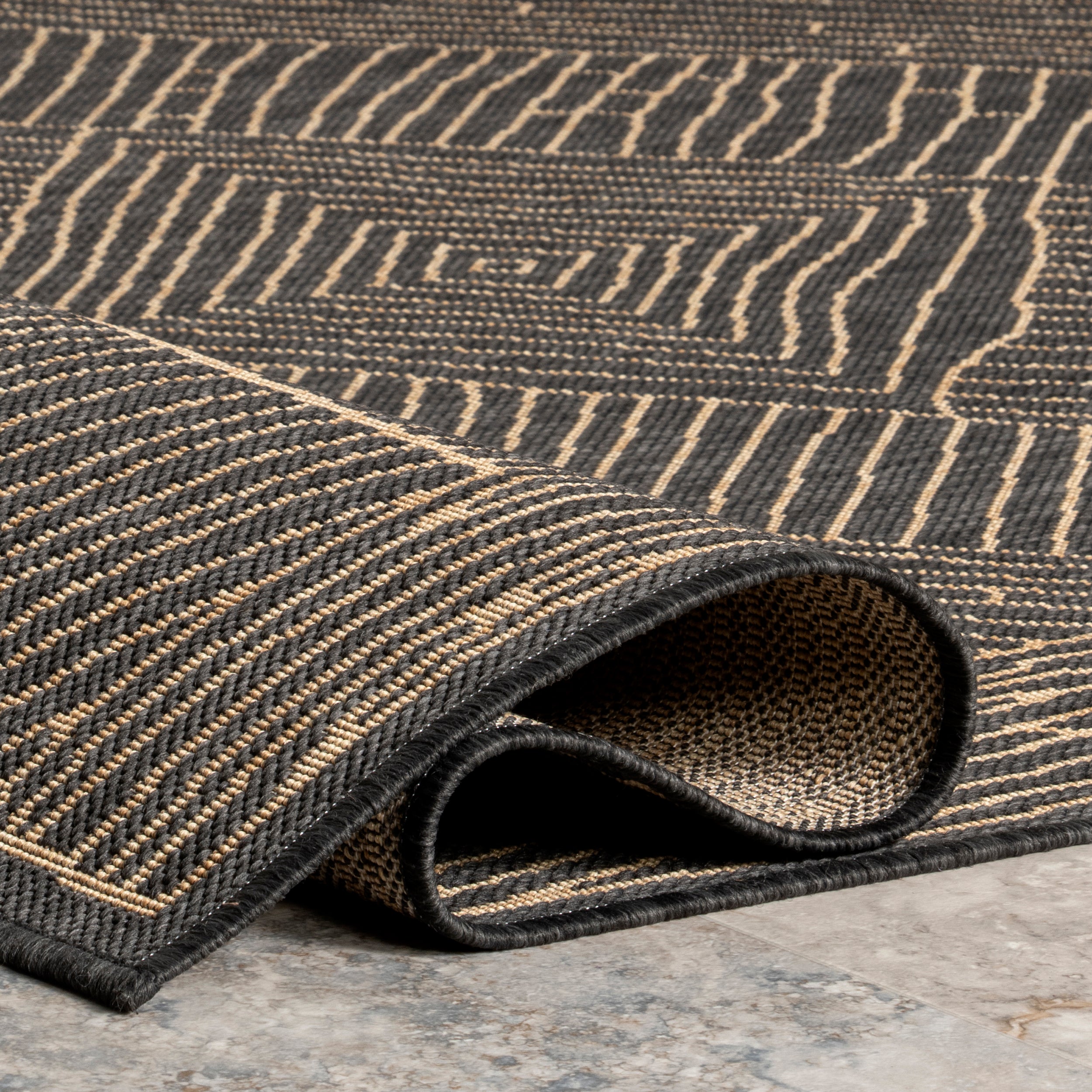 Myrna Geometric Indoor/Outdoor Area Rug - Image 4