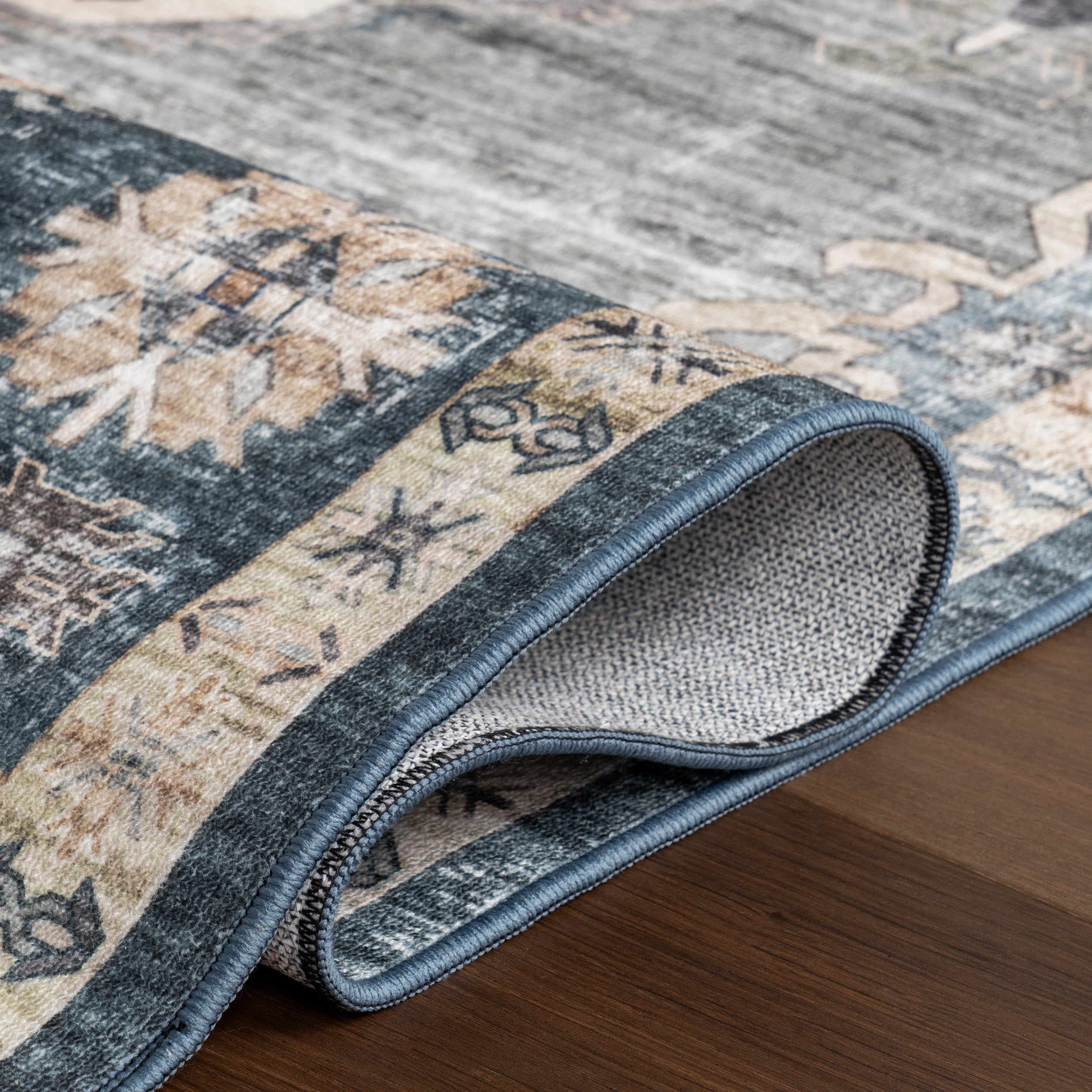 Kallipoe Medallion Spill Proof Machine Washable Area Rug - Image 4