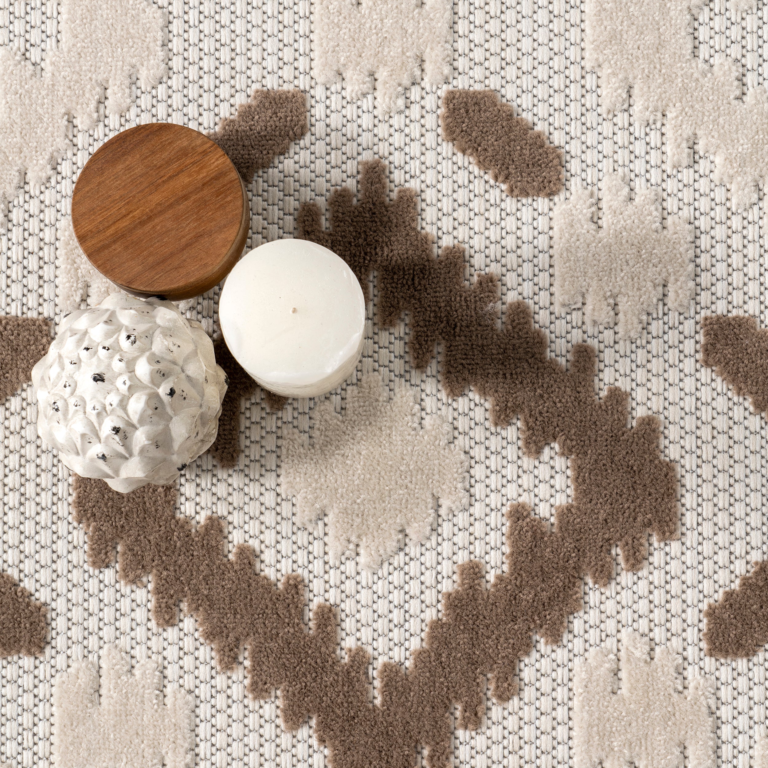 Indoor/Outdoor Transitional Labyrinth Area Rug - Image 17