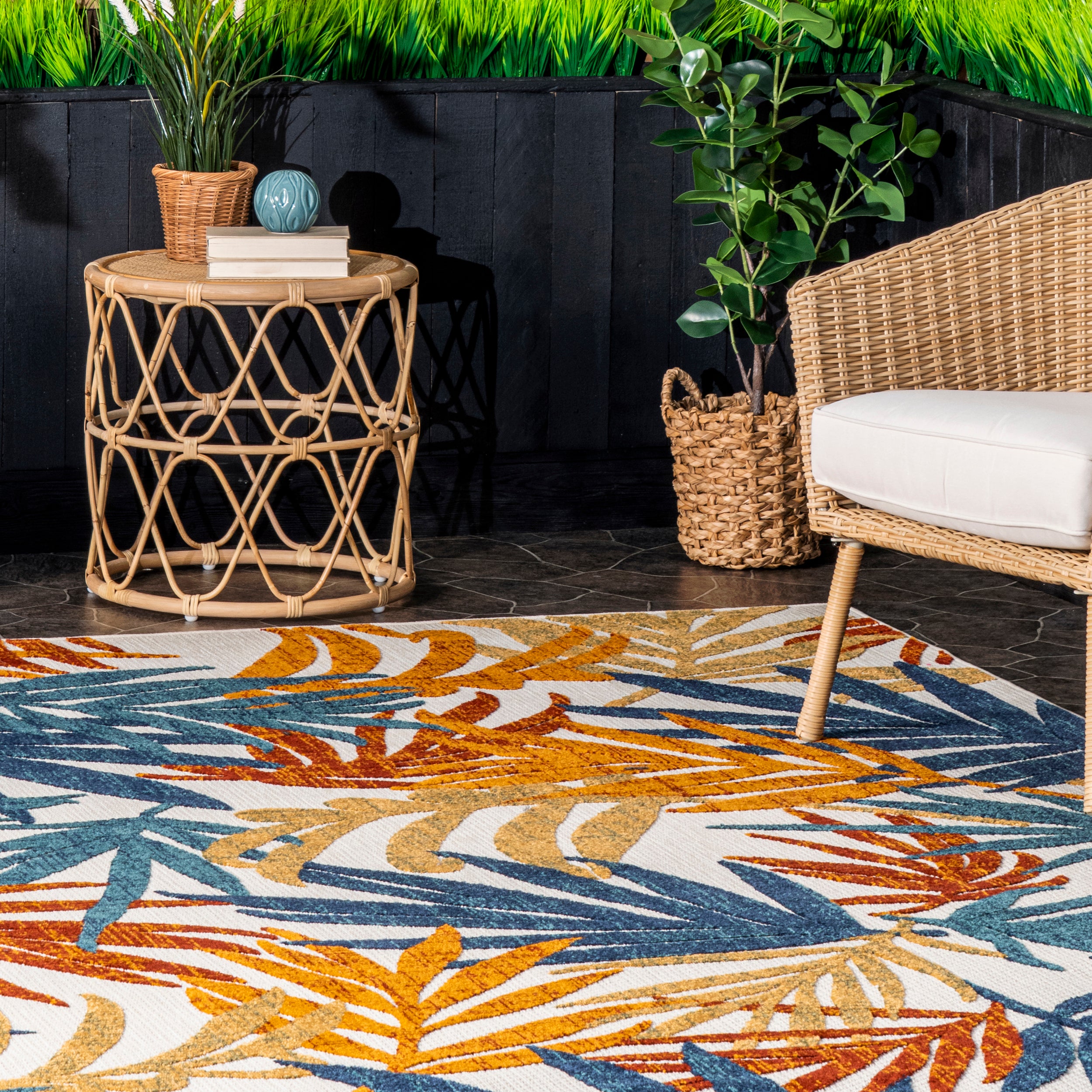 Flor Multi Tropical Leaves Indoor/Outdoor Area Rug - Image 9