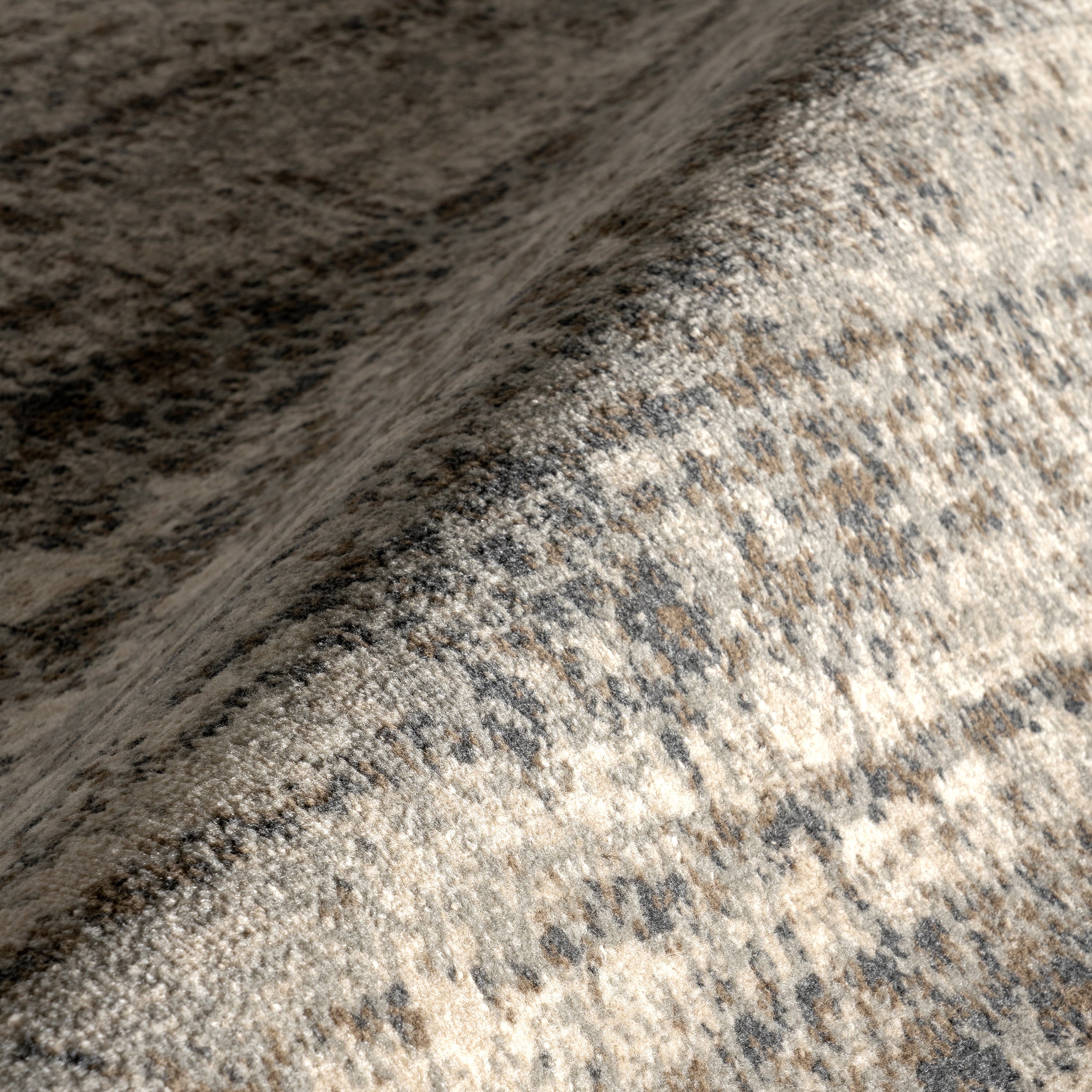 Aella Distressed Medallion Area Rug - Image 5