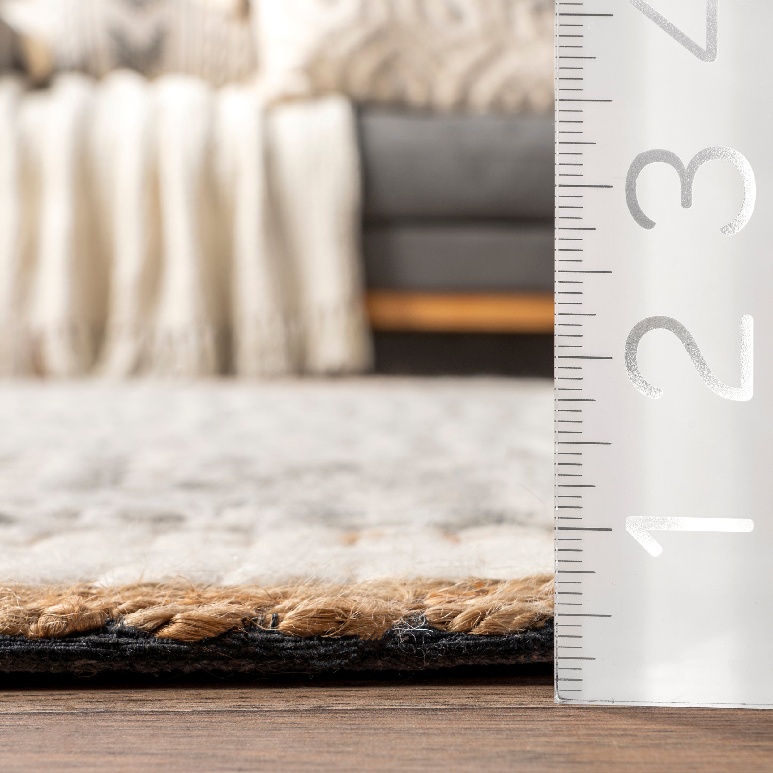 Laura Bohemian Trellis Wool and Jute Area Rug - Image 3