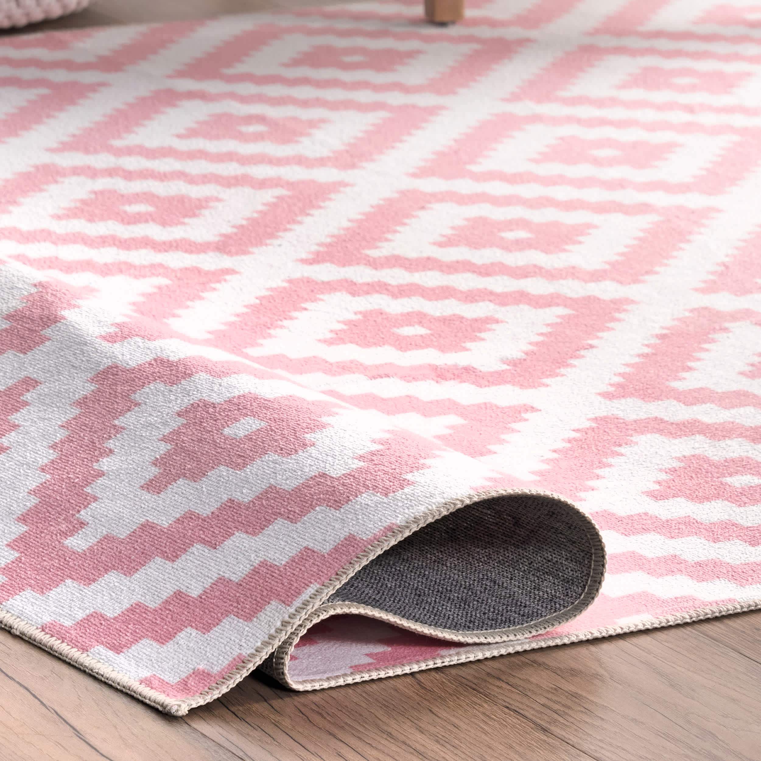 Kellee Machine Washable Modern Diamonds Area Rug - Image 15