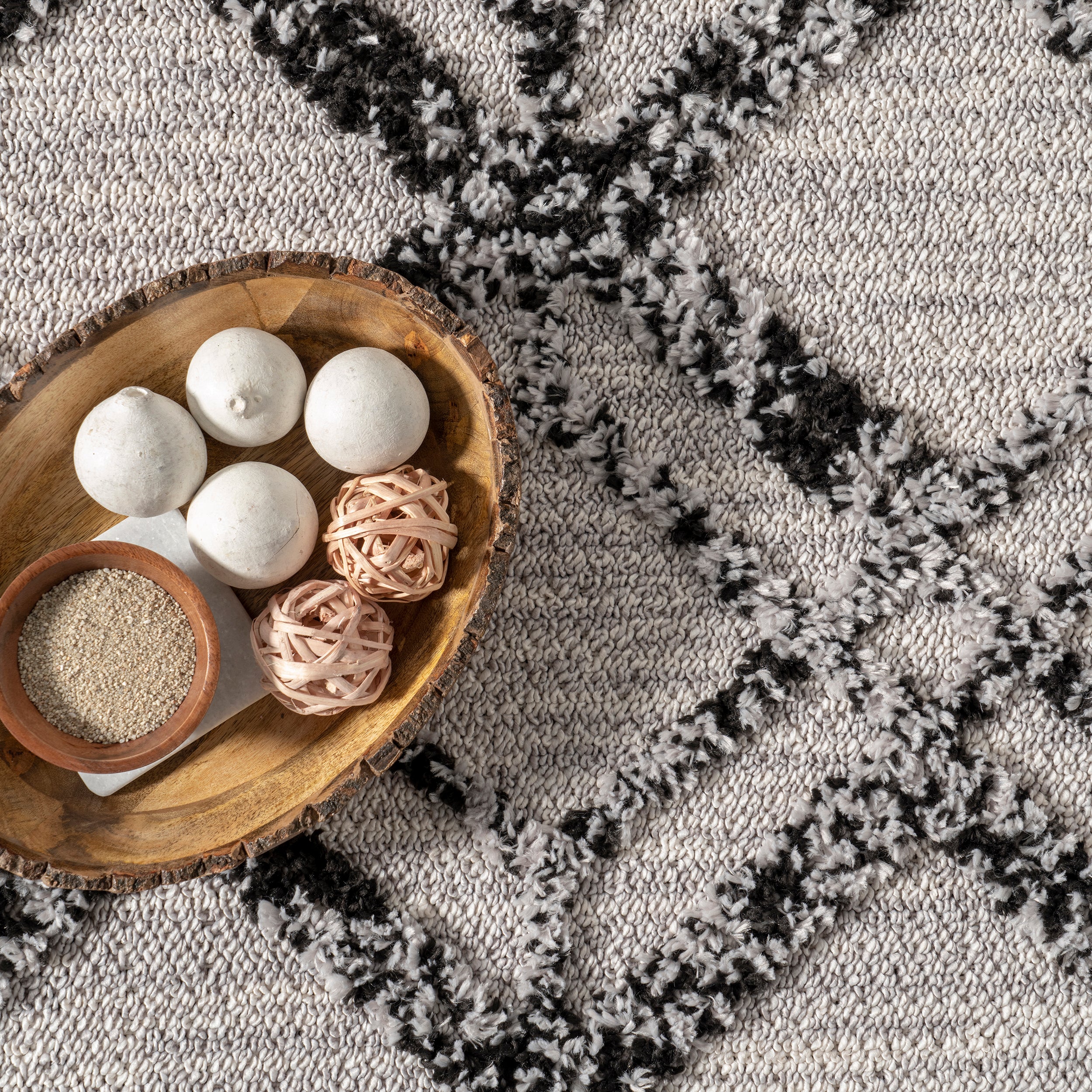 Ansley Moroccan Lattice Tassel Area Rug - Image 28
