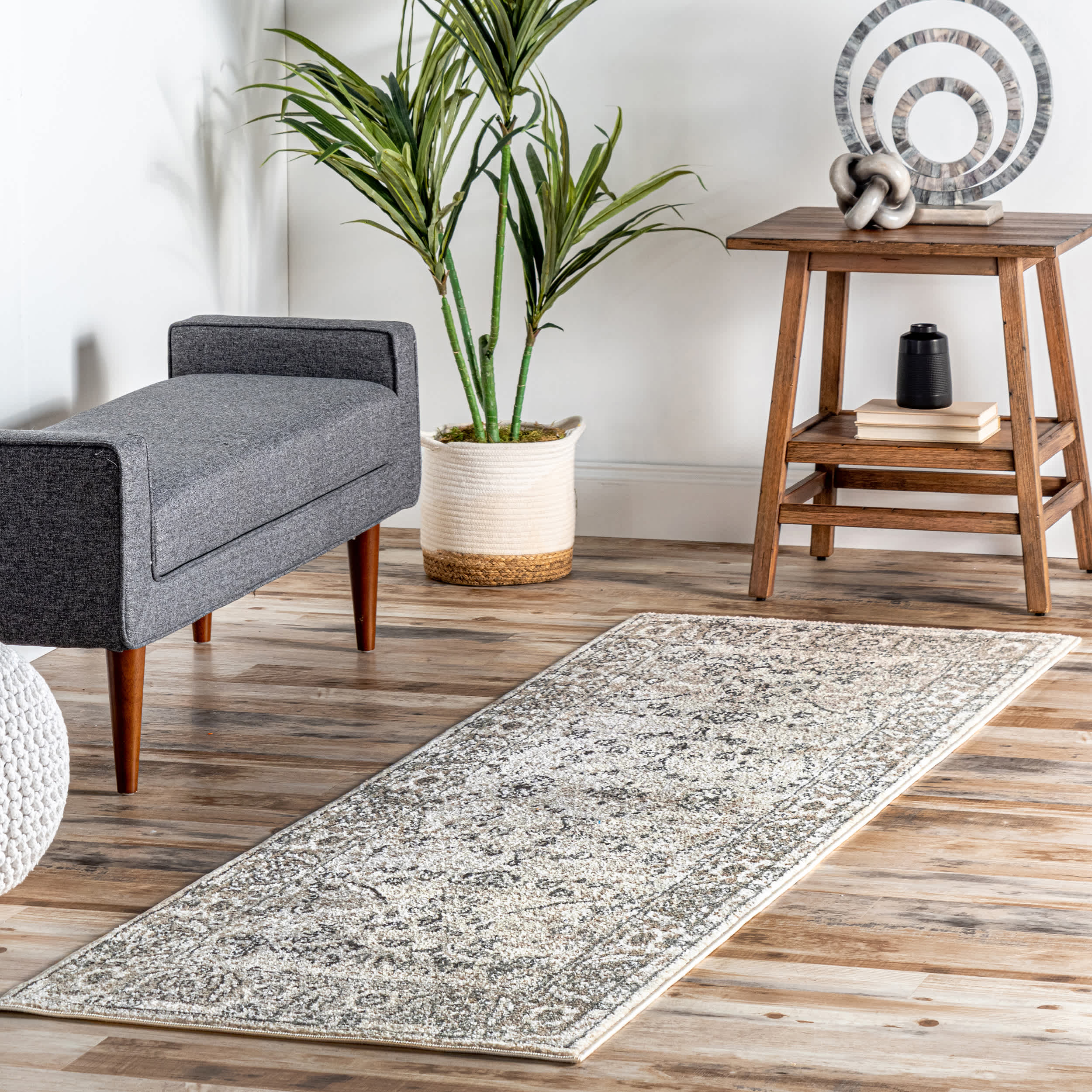 Rachel Vintage Fringe Area Rug - Image 6