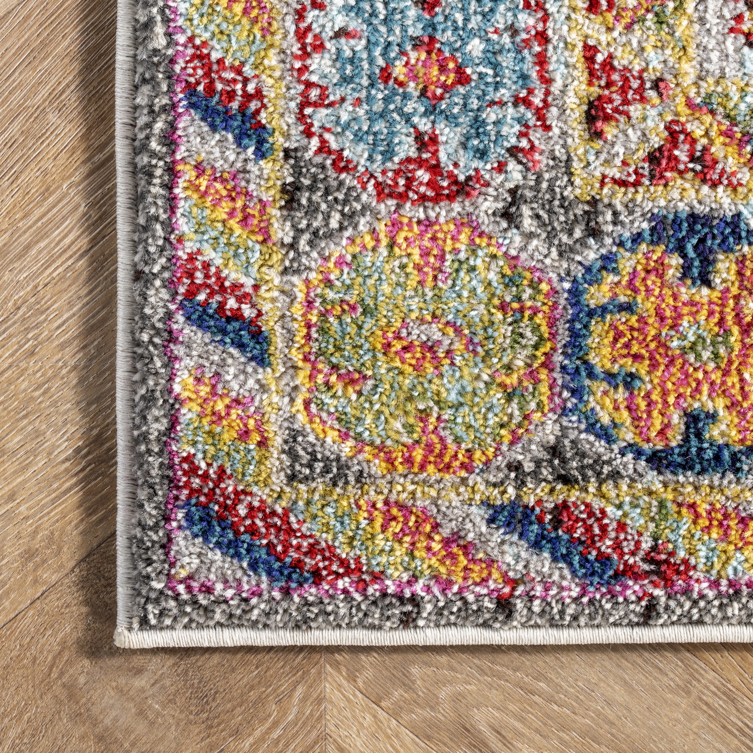 Vintage Erline Area Rug - Image 5