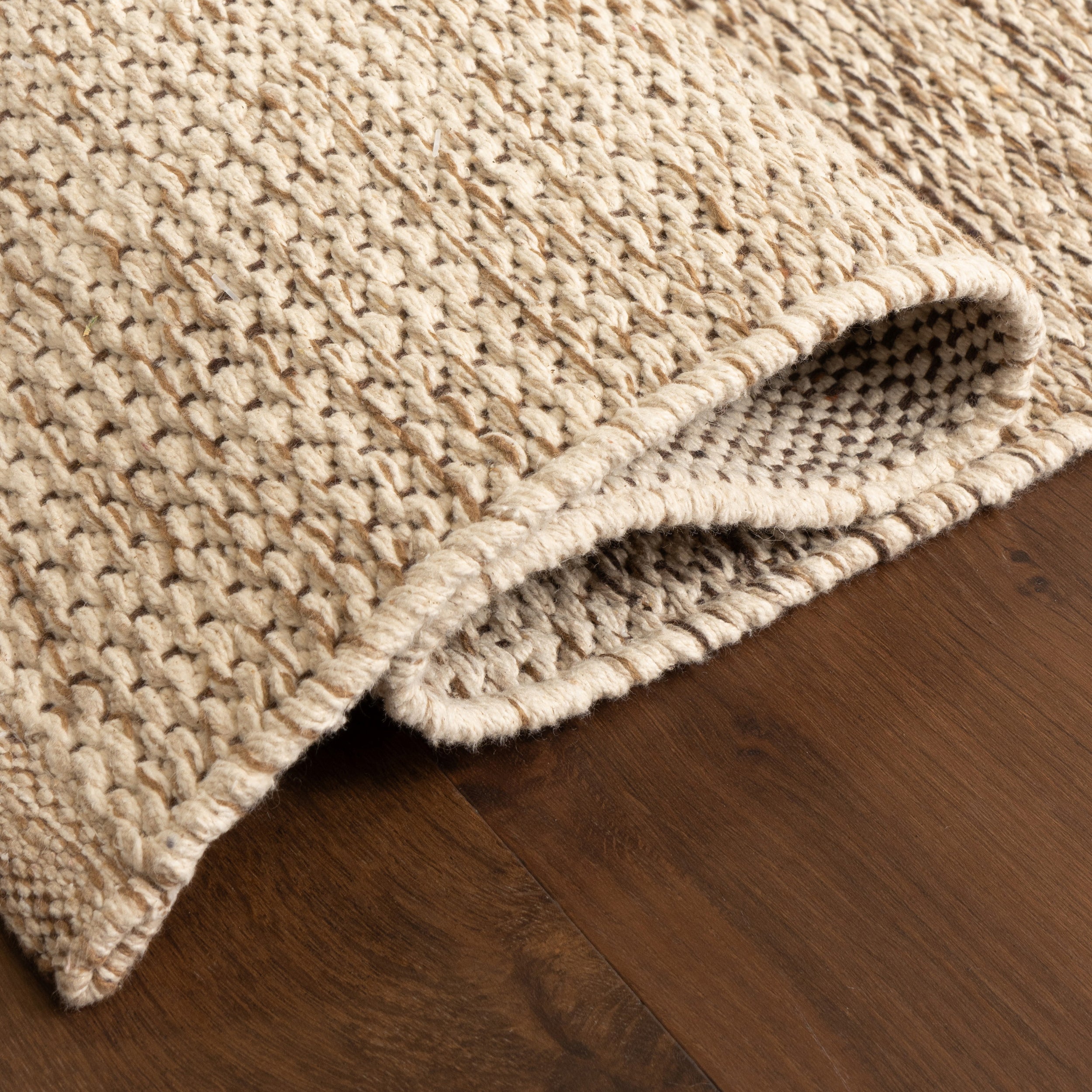 Eldora Contemporary Checkered Jute Area Rug - Image 4