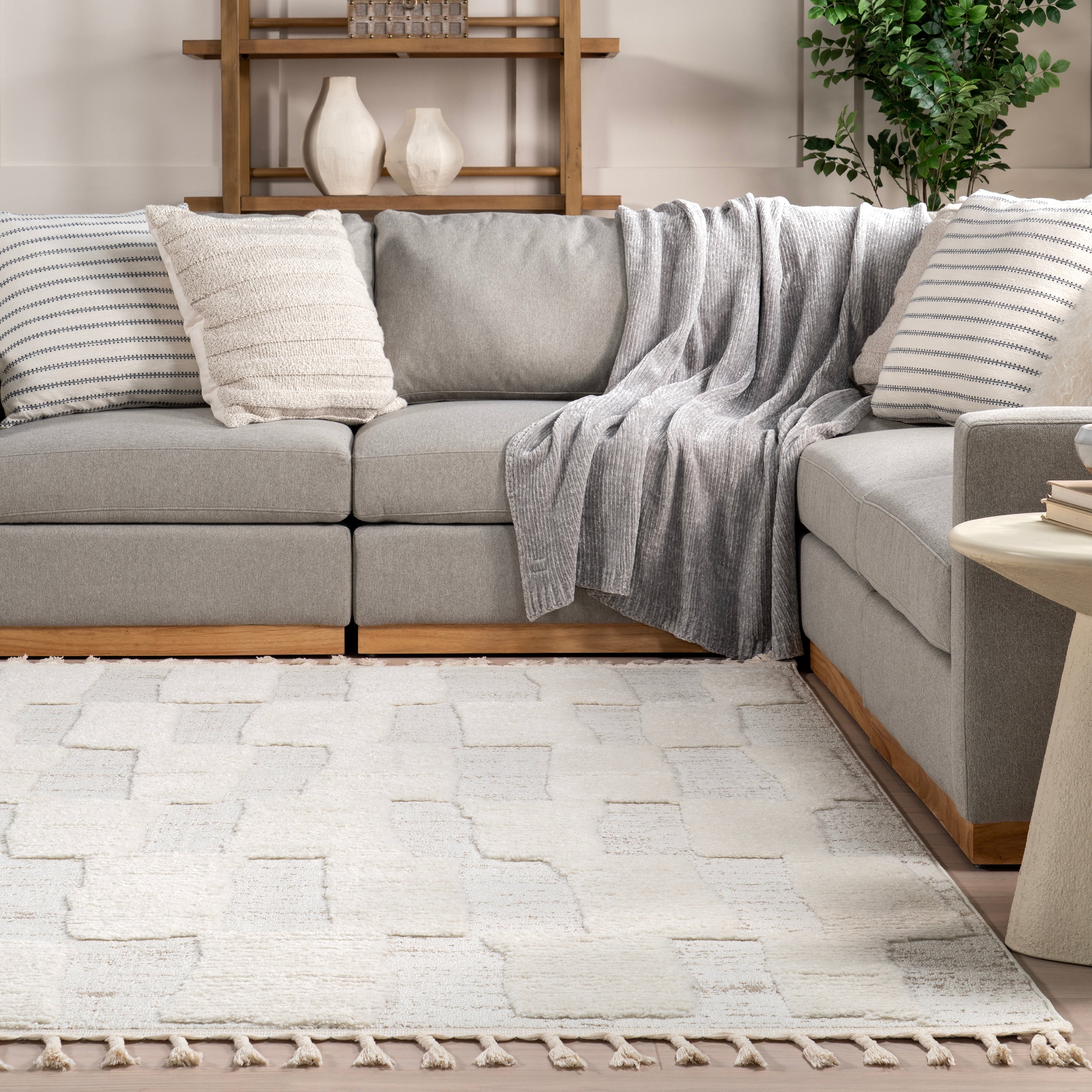 Magnolia High-Low Geometric Tasseled Area Rug - Image 8