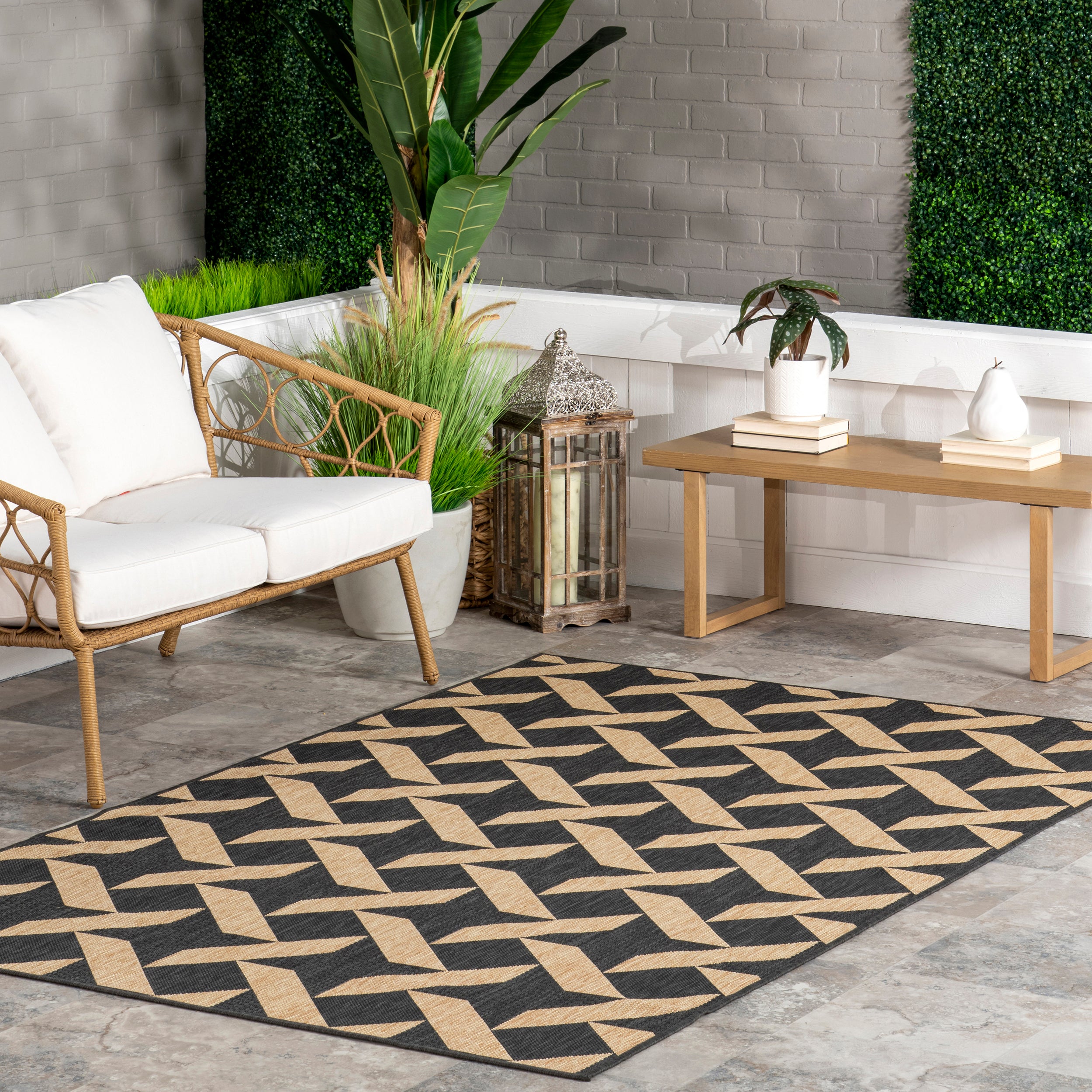 Geometric Trellis Indoor/Outdoor Area Rug - Image 2