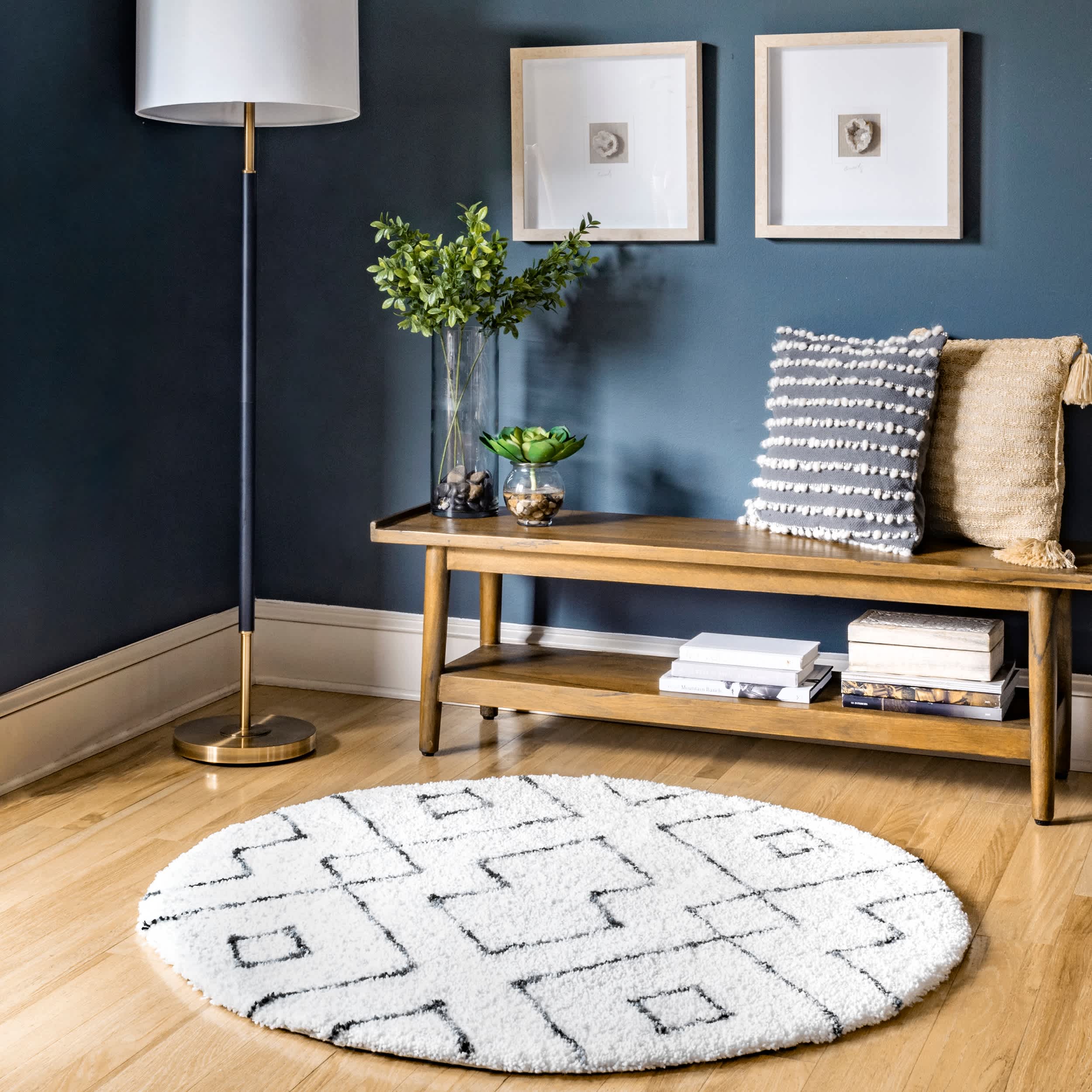 Hand Tufted Beaulah Shaggy Area Rug - Image 11