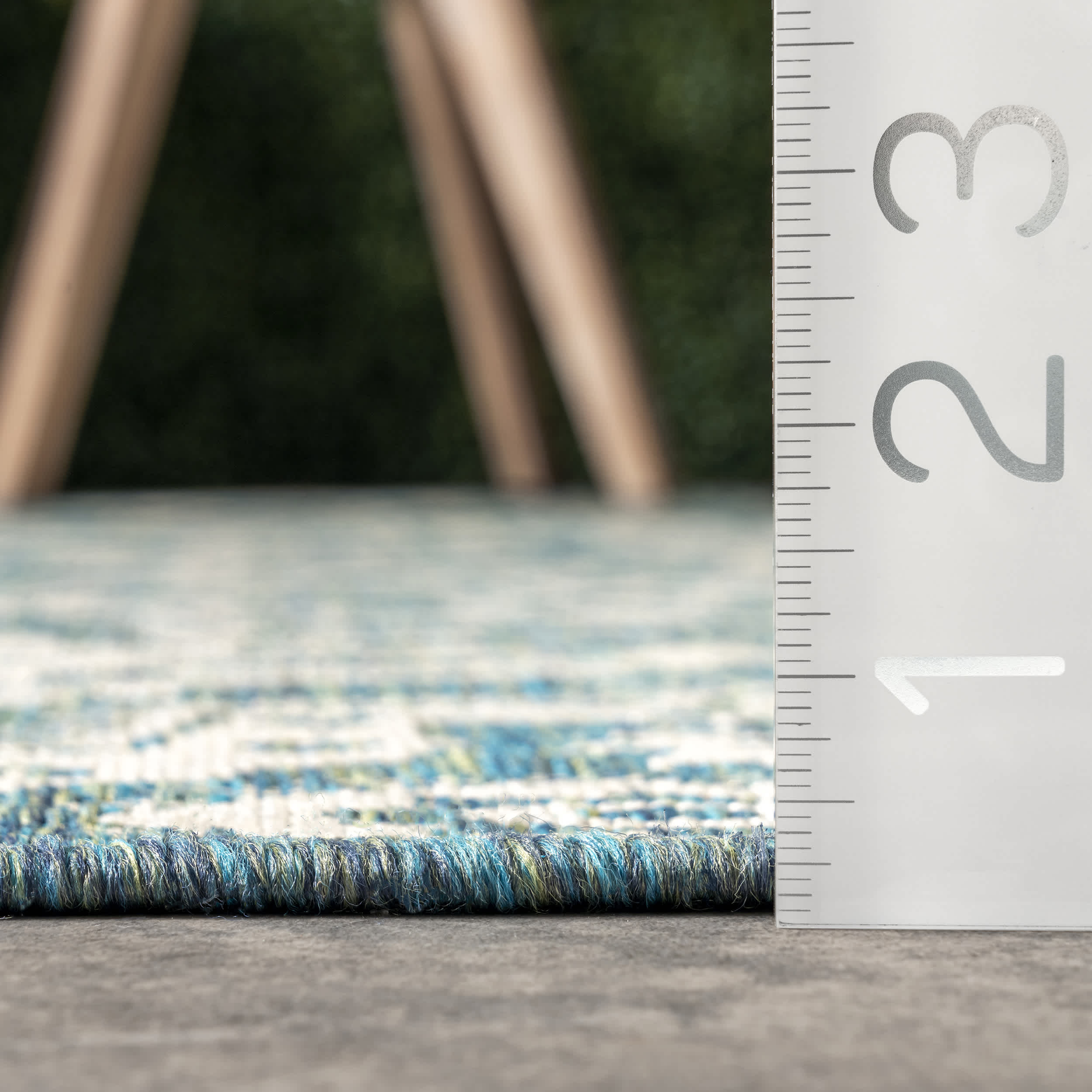 Arna Floral Indoor/Outdoor Area Rug - Image 3