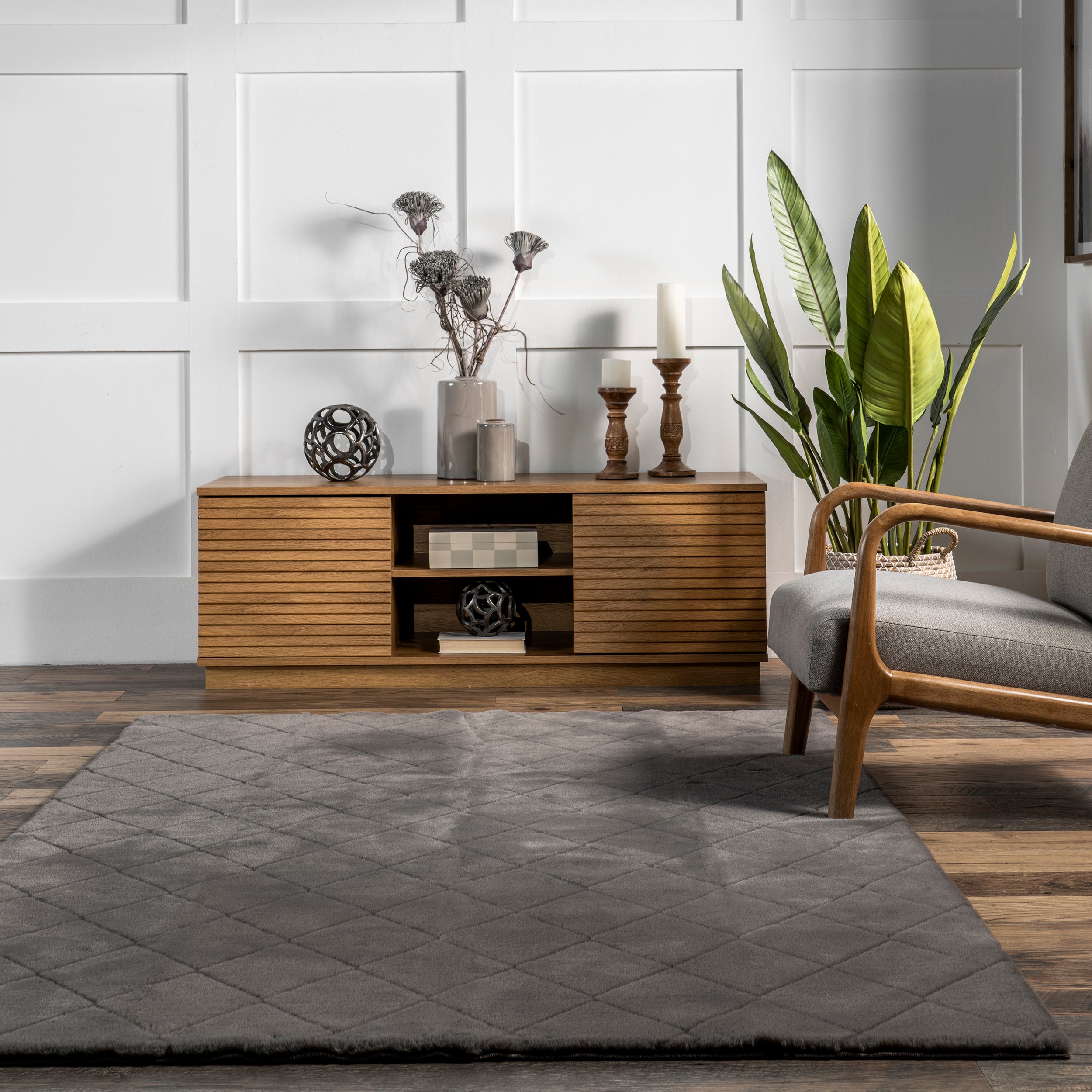 Amy Casual Faux Rabbit Machine Washable Area Rug - Image 18