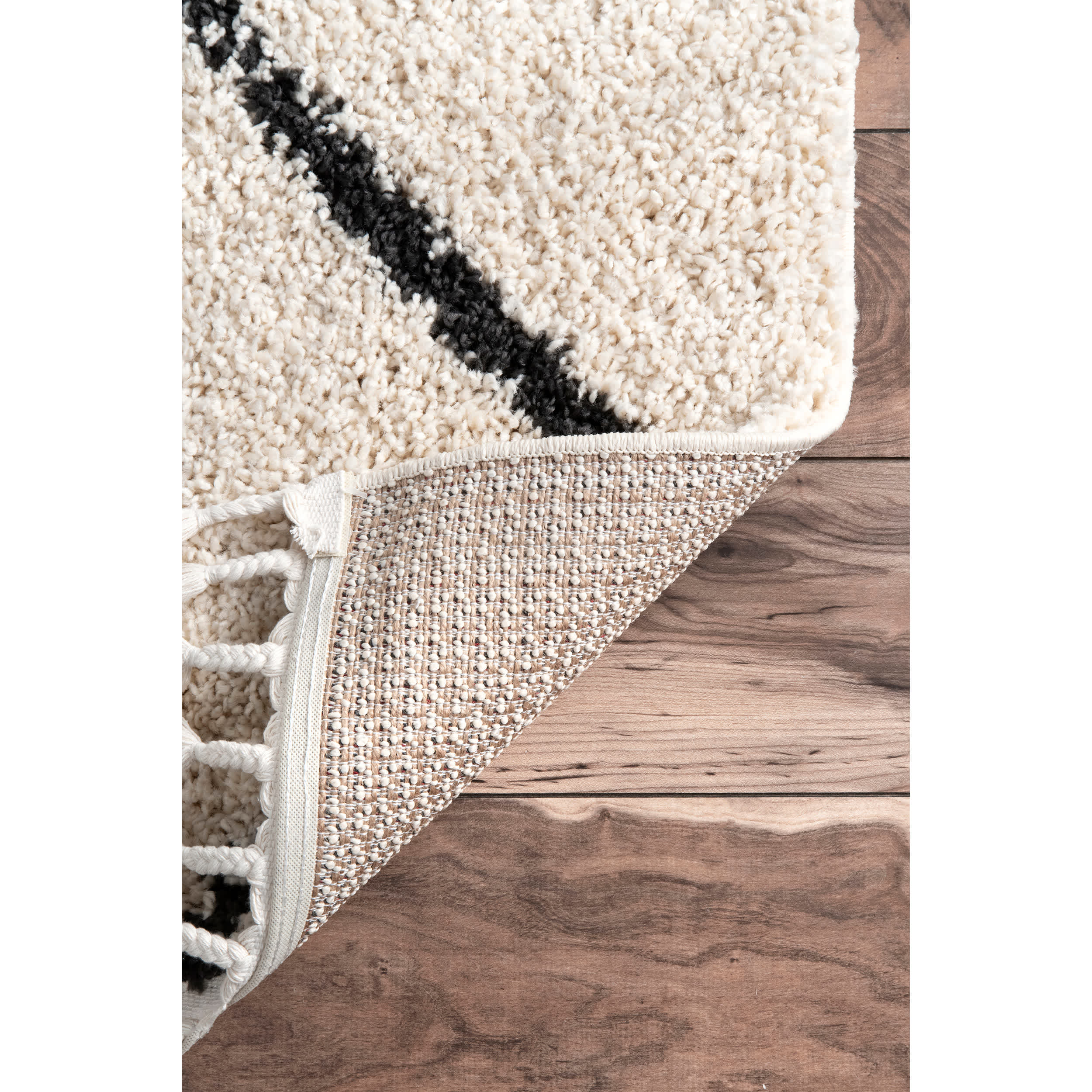 Michelle Diamond Trellis Tassel Area Rug - Image 6