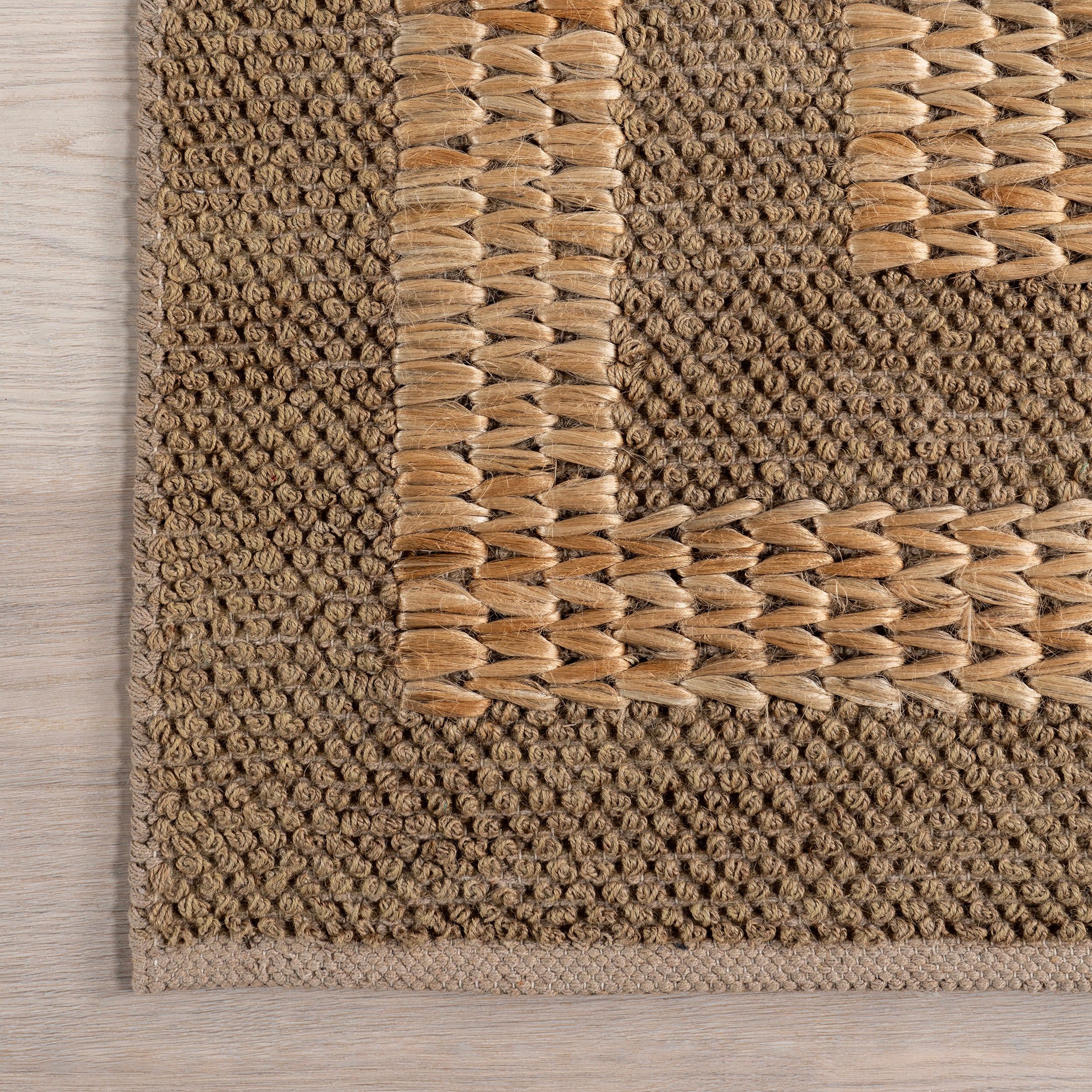 Linnett Farmhouse Bordered Jute Area Rug - Image 5