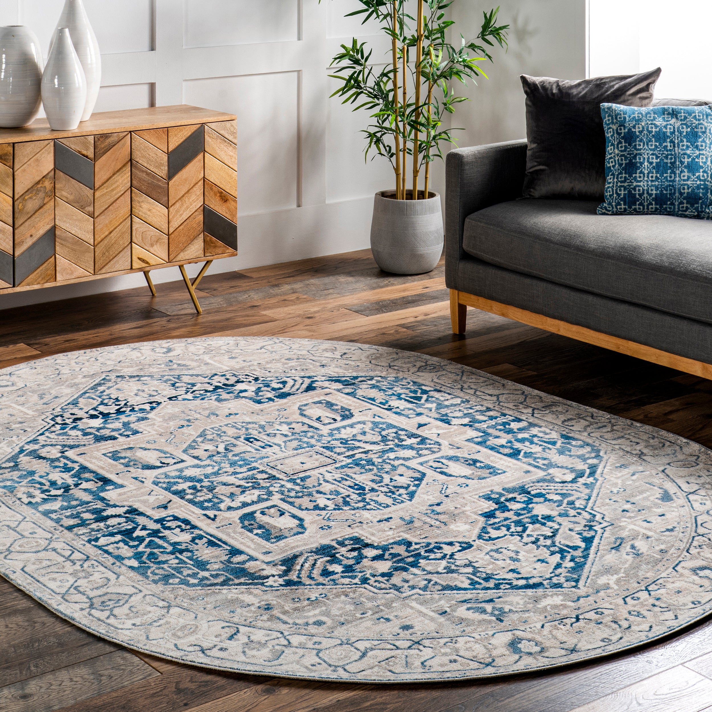 Harriet Vintage Medallion Fringe Area Rug - Image 9