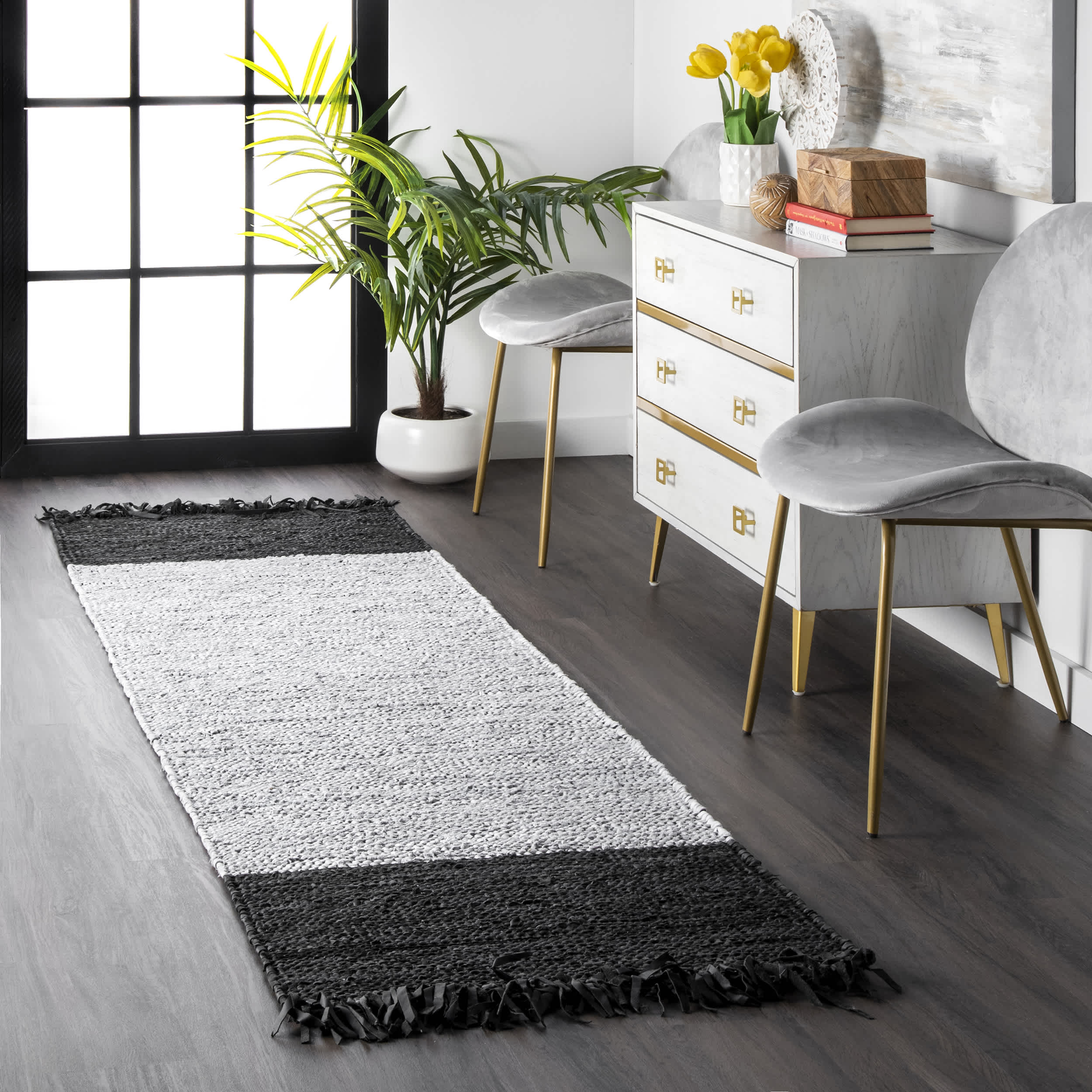 Handmade Otha Tassel Rug - Image 5
