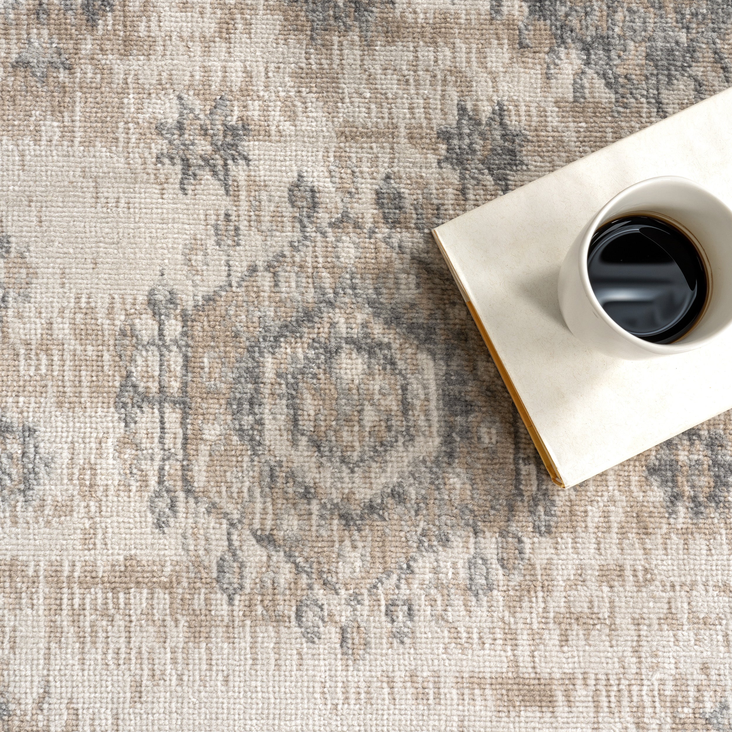 Nissa Traditional Medallion Area Rug - Image 7