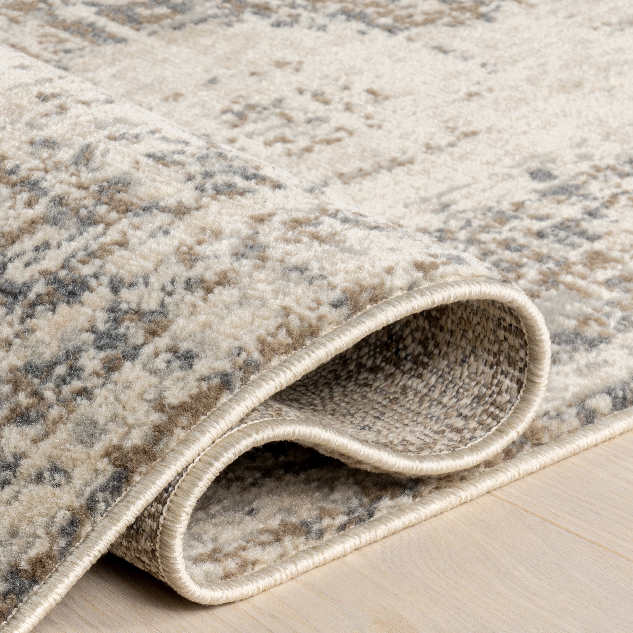 Betania Faded Medallion Area Rug - Image 4