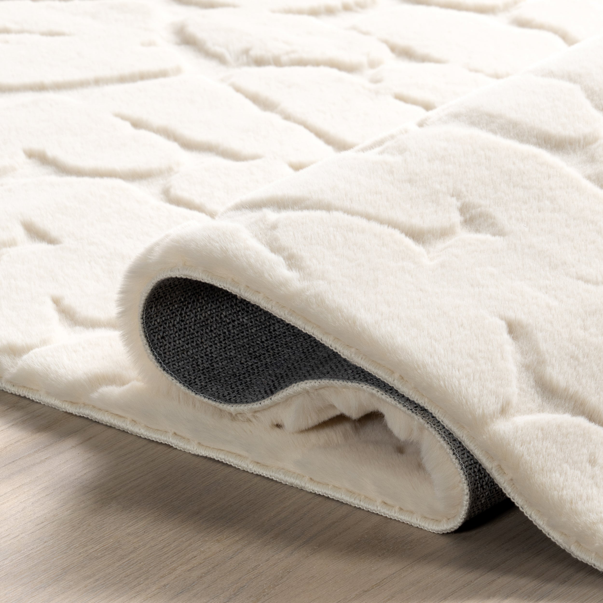 Leni Plush Cloud Geometric Machine Washable Ara Rug - Image 4