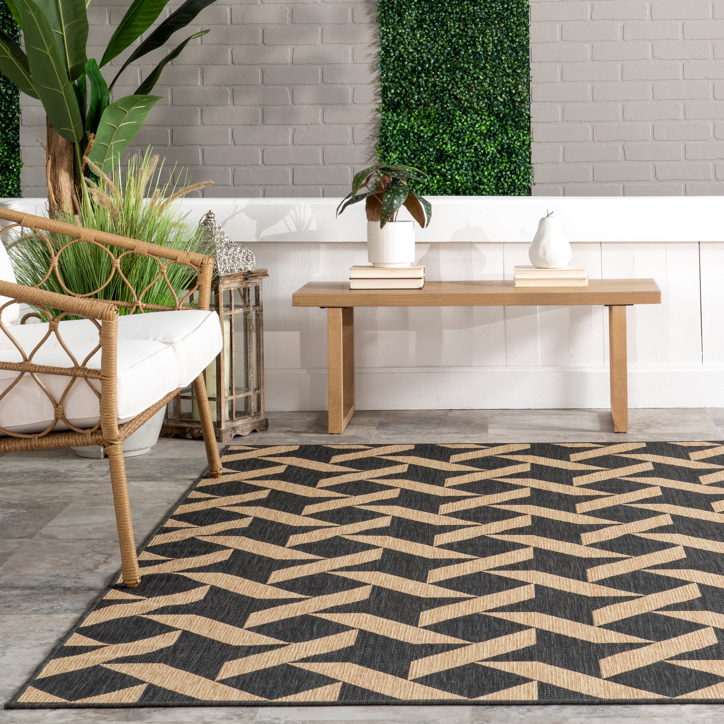 Geometric Trellis Indoor/Outdoor Area Rug - Image 8
