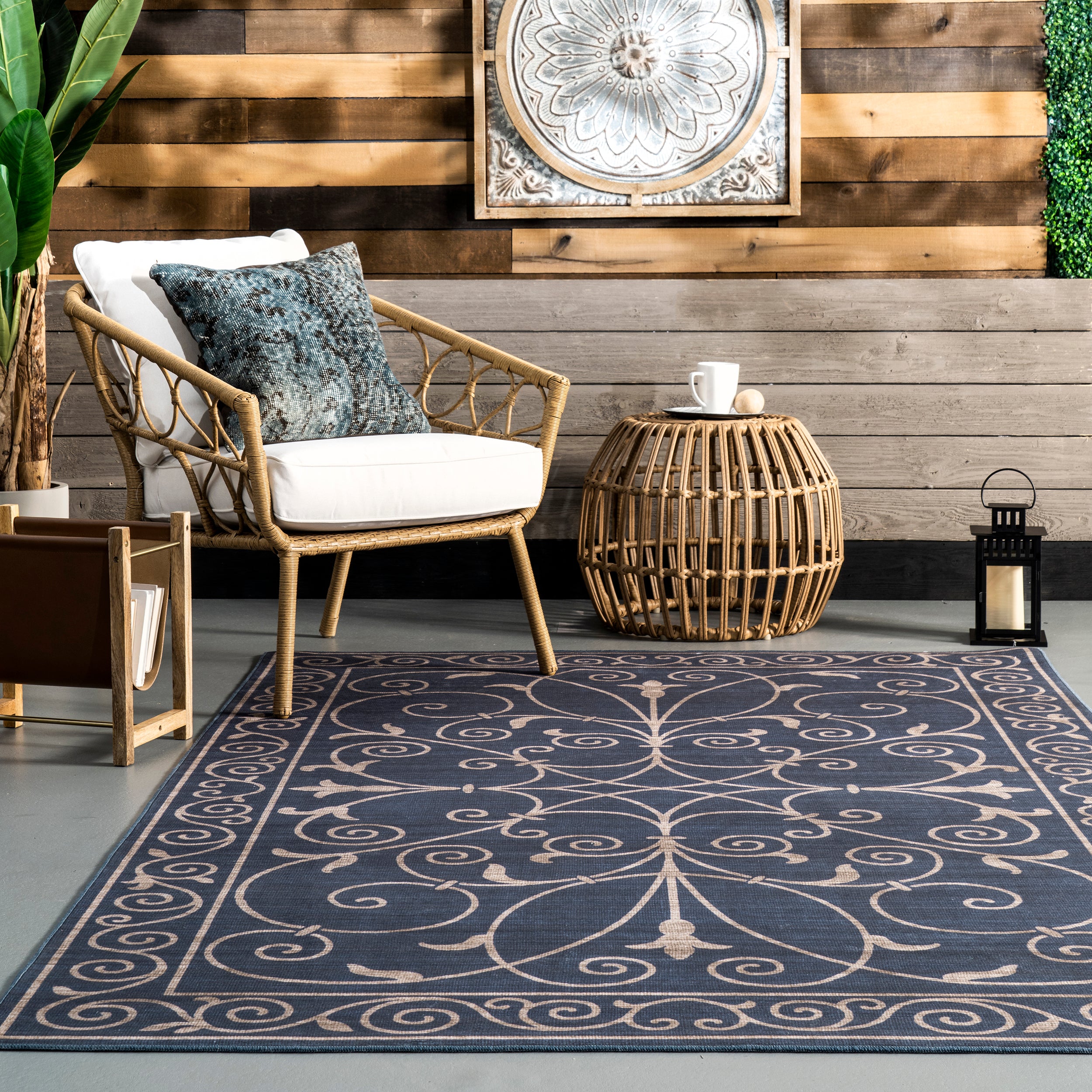 Chara Traditional Vines Machine Washable Indoor/Outdoor Area Rug - Image 8
