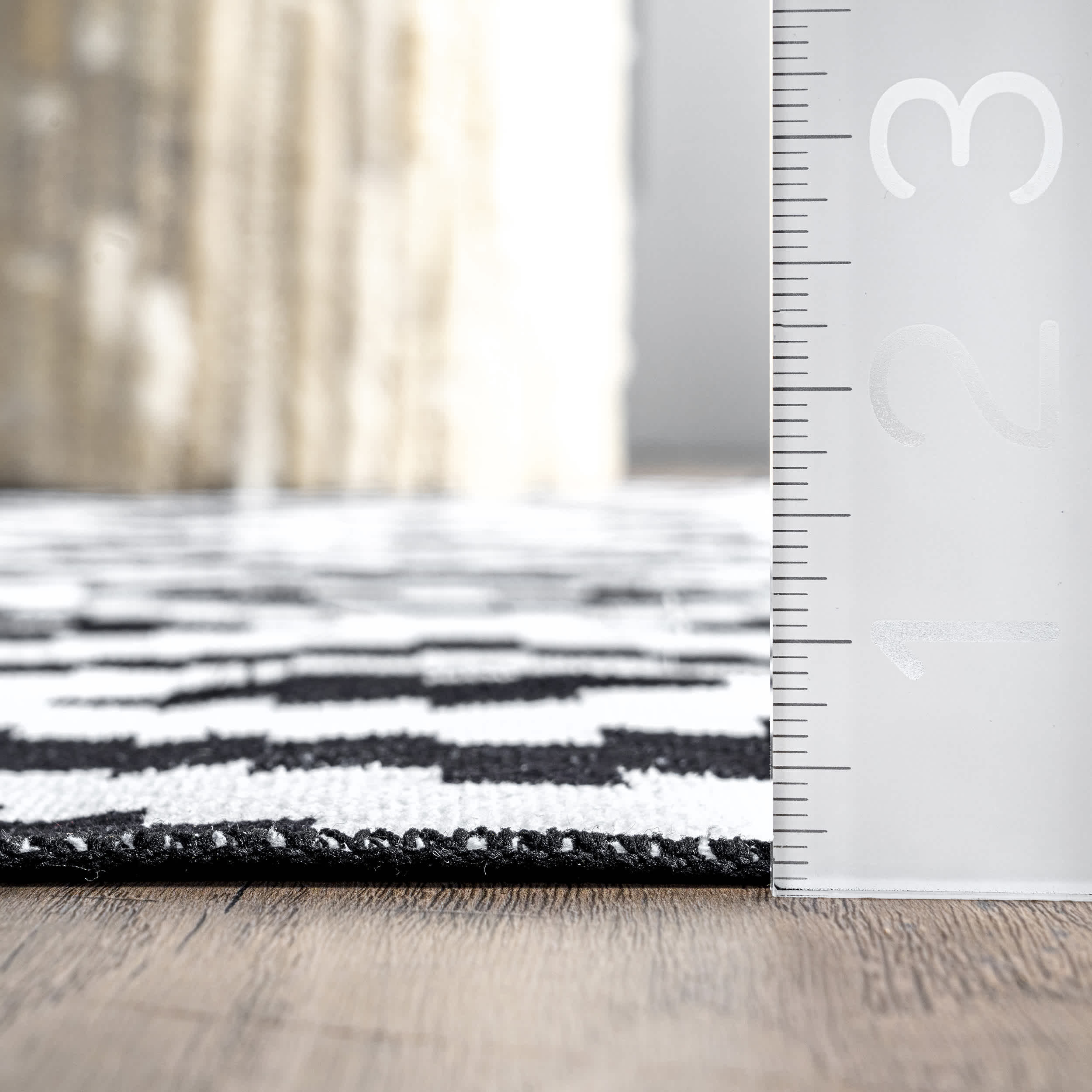 Kellee Machine Washable Modern Diamonds Area Rug - Image 3