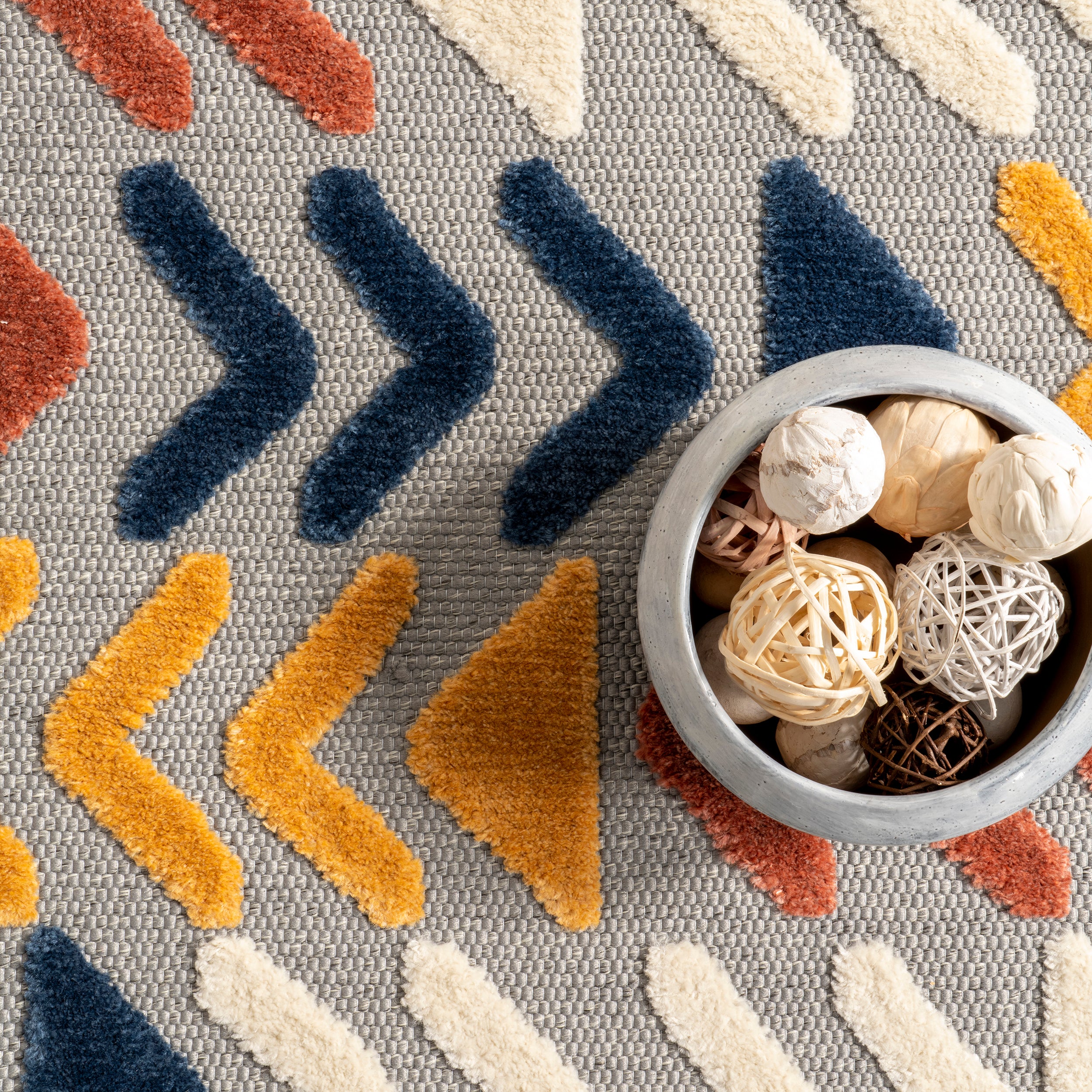 Logan Reverse Arrows Indoor/Outdoor Area rug - Image 6