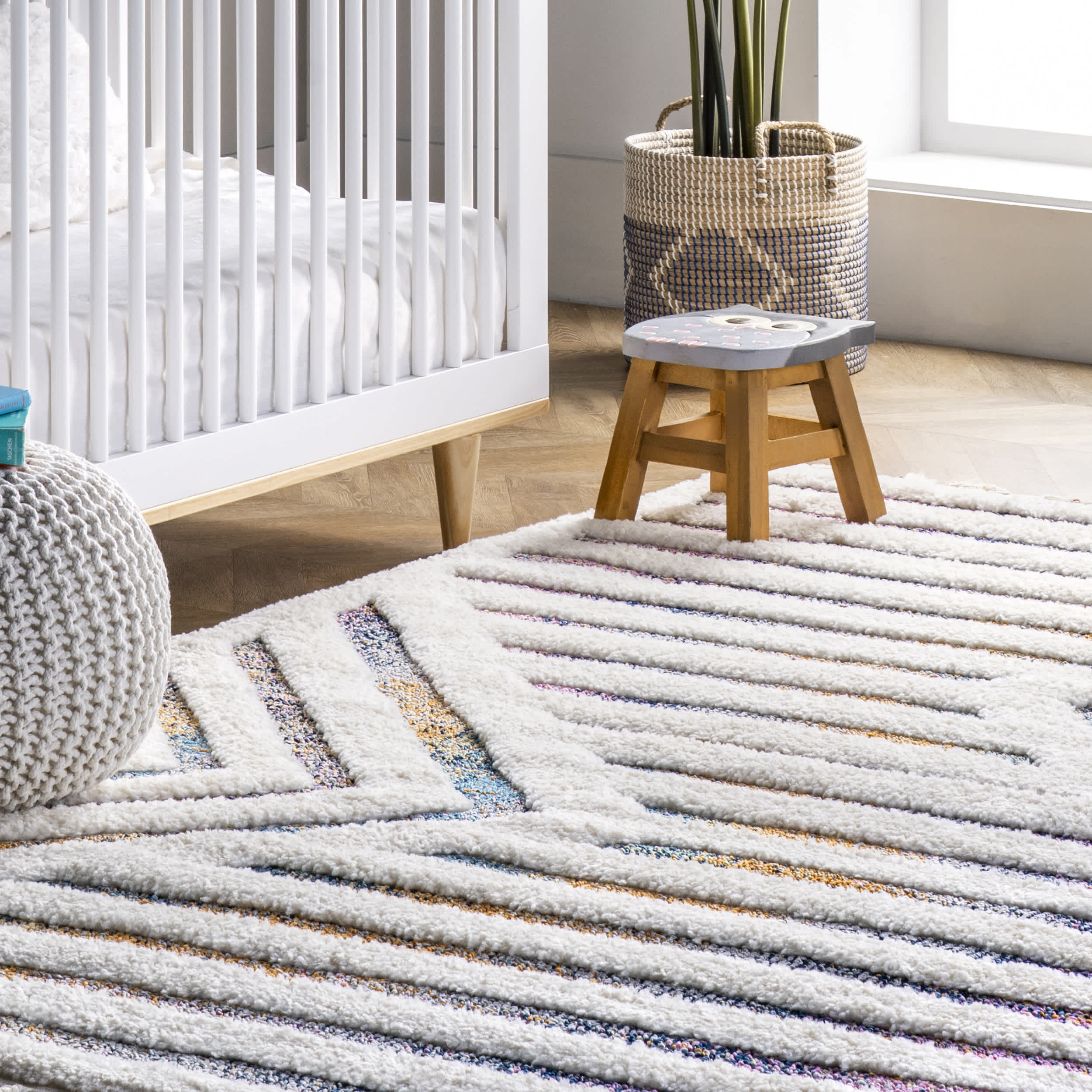 Bristol High-Low Geometric Ripples Tassel Area Rug - Image 9