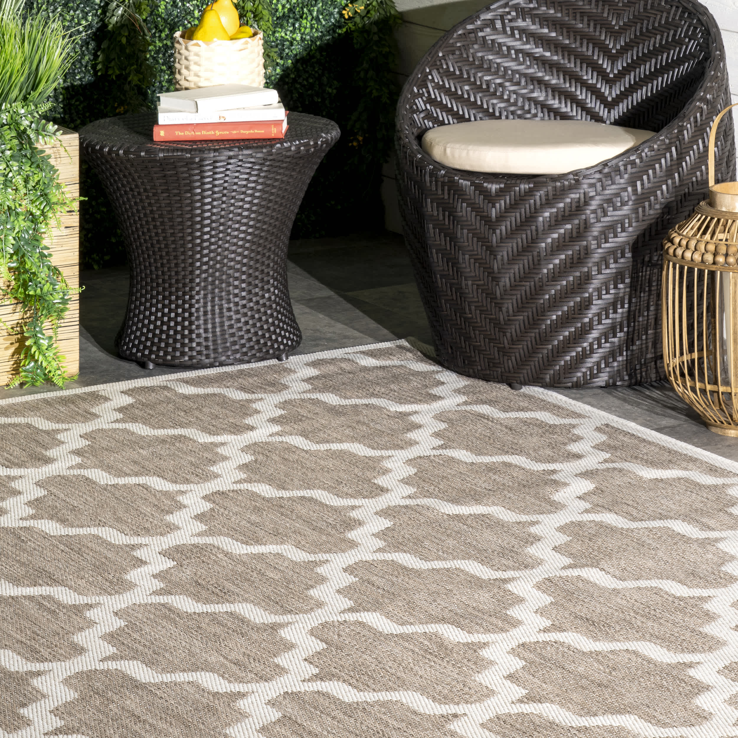 Machine Made Gina Outdoor Moroccan Trellis Area Rug - Image 9