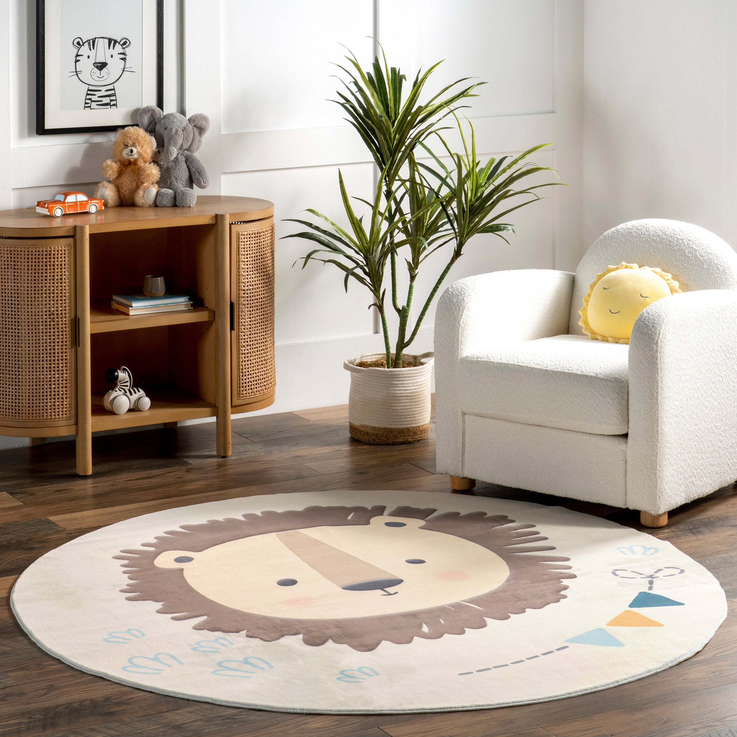 Ellia Cheerful Lion Machine Washable Kids Area Rug - Image 2