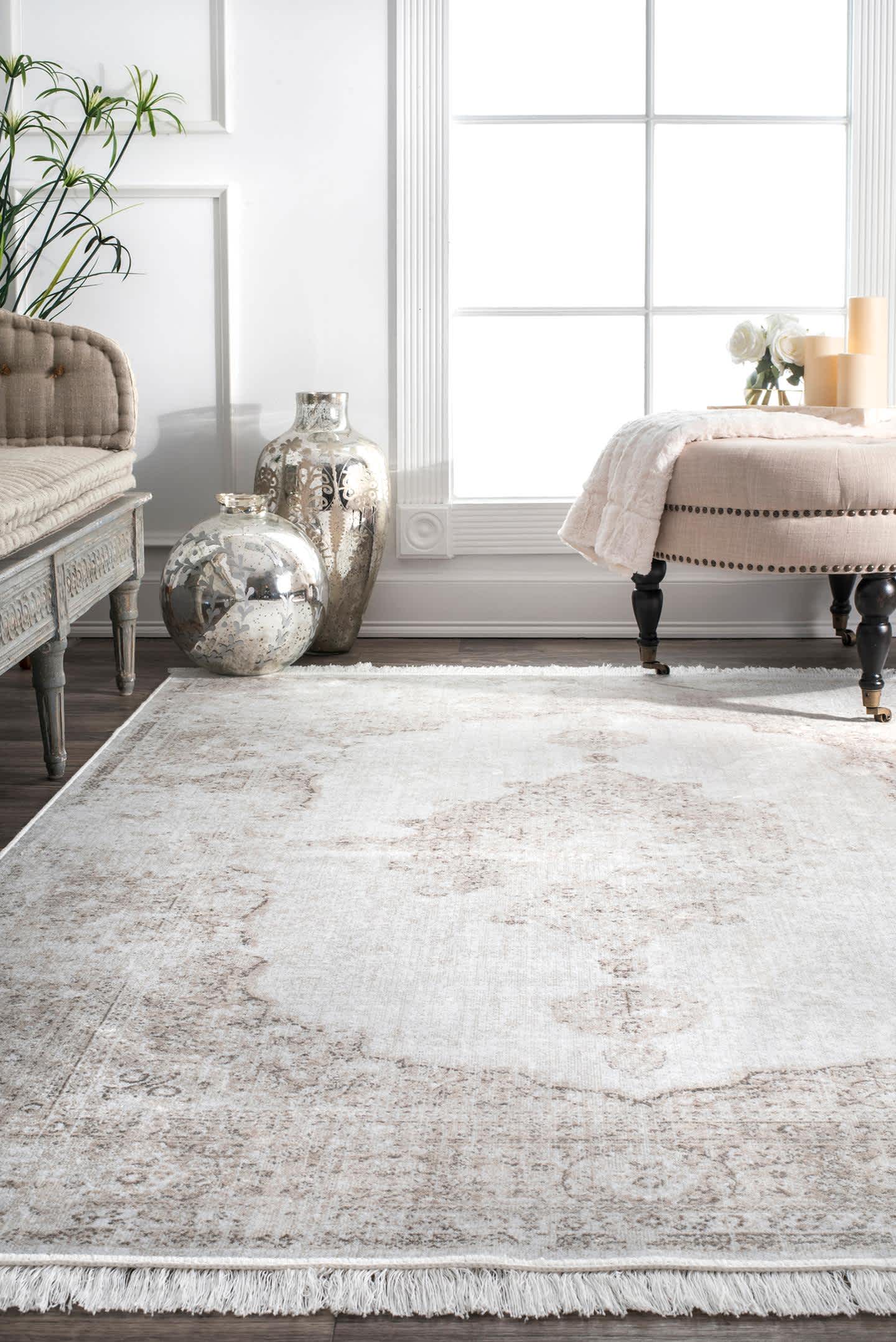 Vintage Medallion Cantrell Fringe Area Rug - Image 4