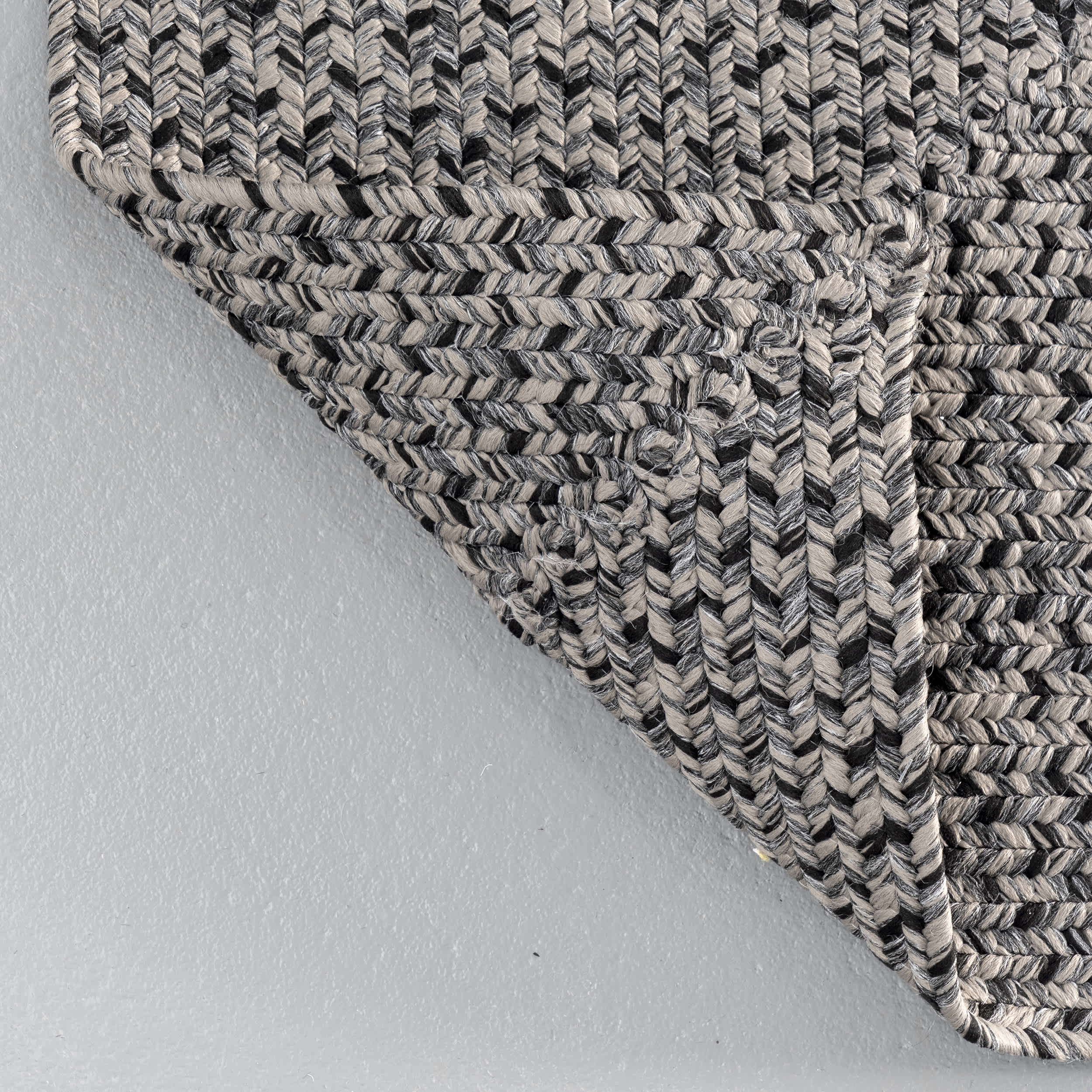 Jayda Braided Ombre Indoor/Outdoor Area Rug - Image 16